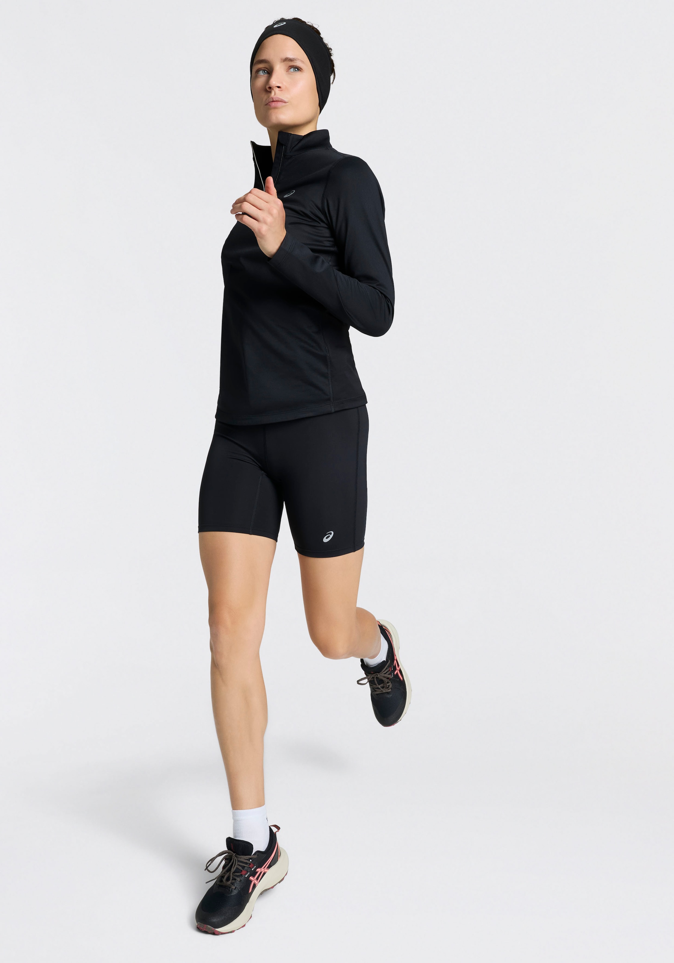 Asics Laufshorts »CORE SPRINTER«  mit Polyester und Elasthan, bewegungsfreundliche Passform