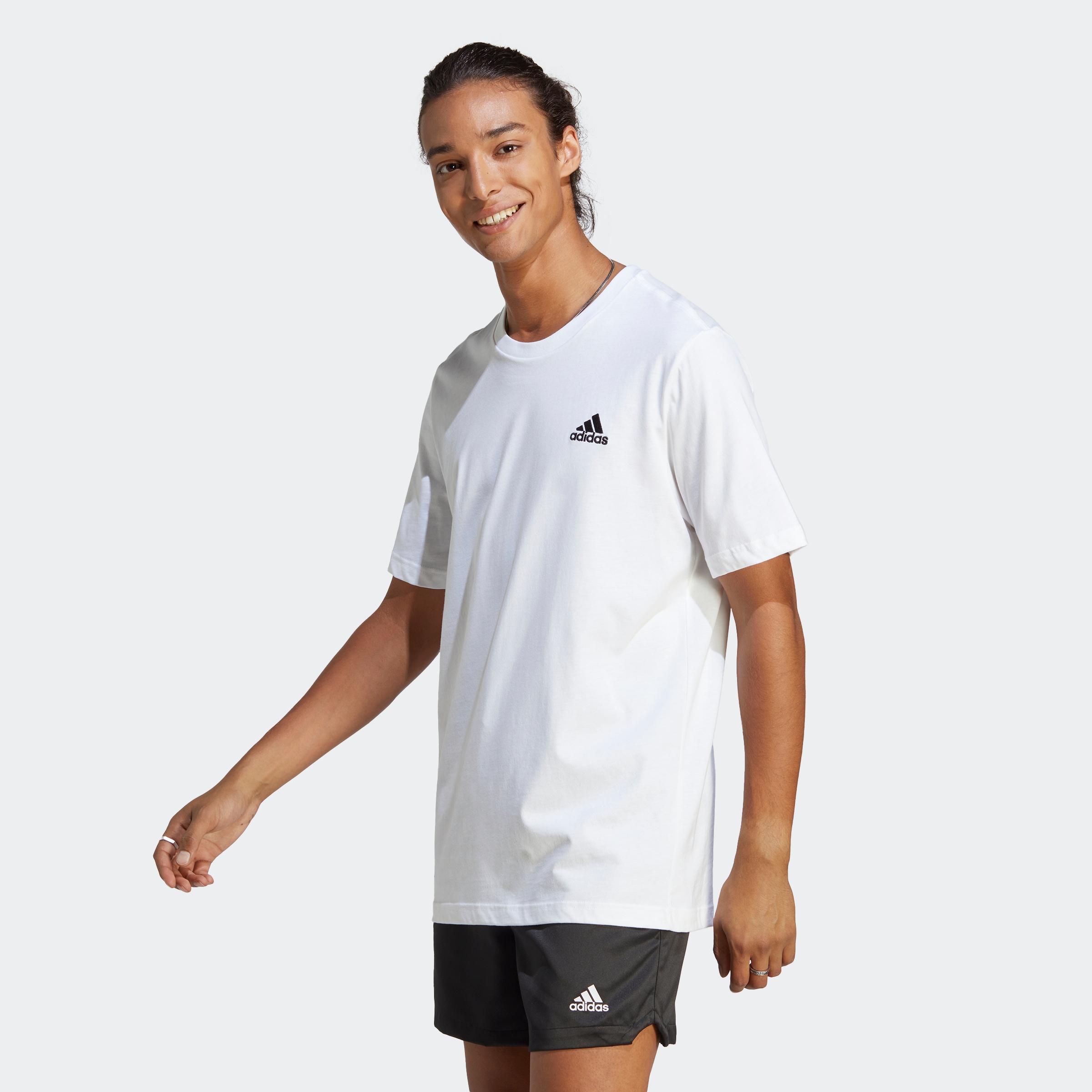 adidas Sportswear T-Shirt "ESSENTIALS SINGLE JERSEY EMBROIDERED SMALL LOGO" günstig online kaufen