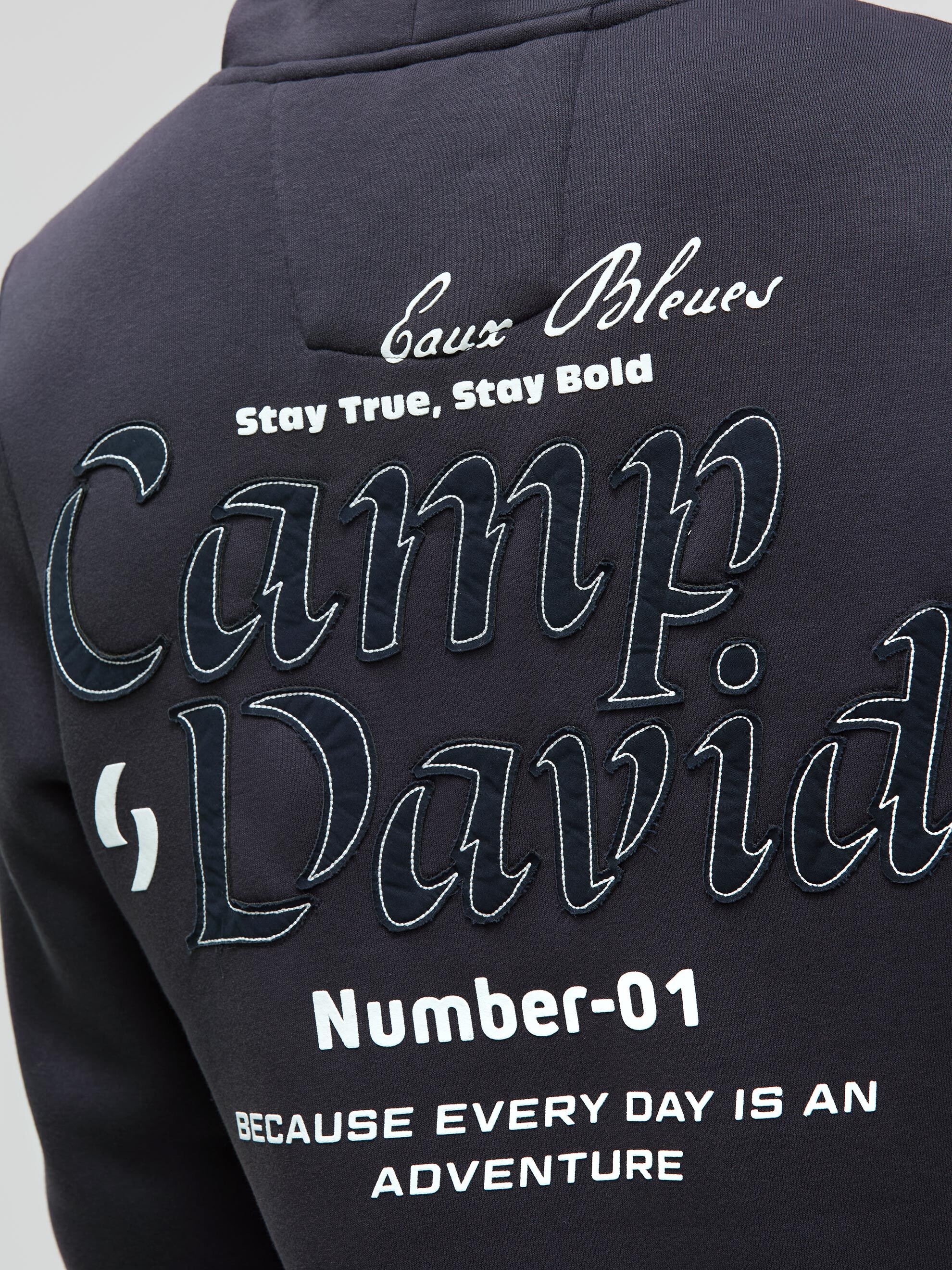 CAMP DAVID Kapuzensweatshirt , mit Artwork
