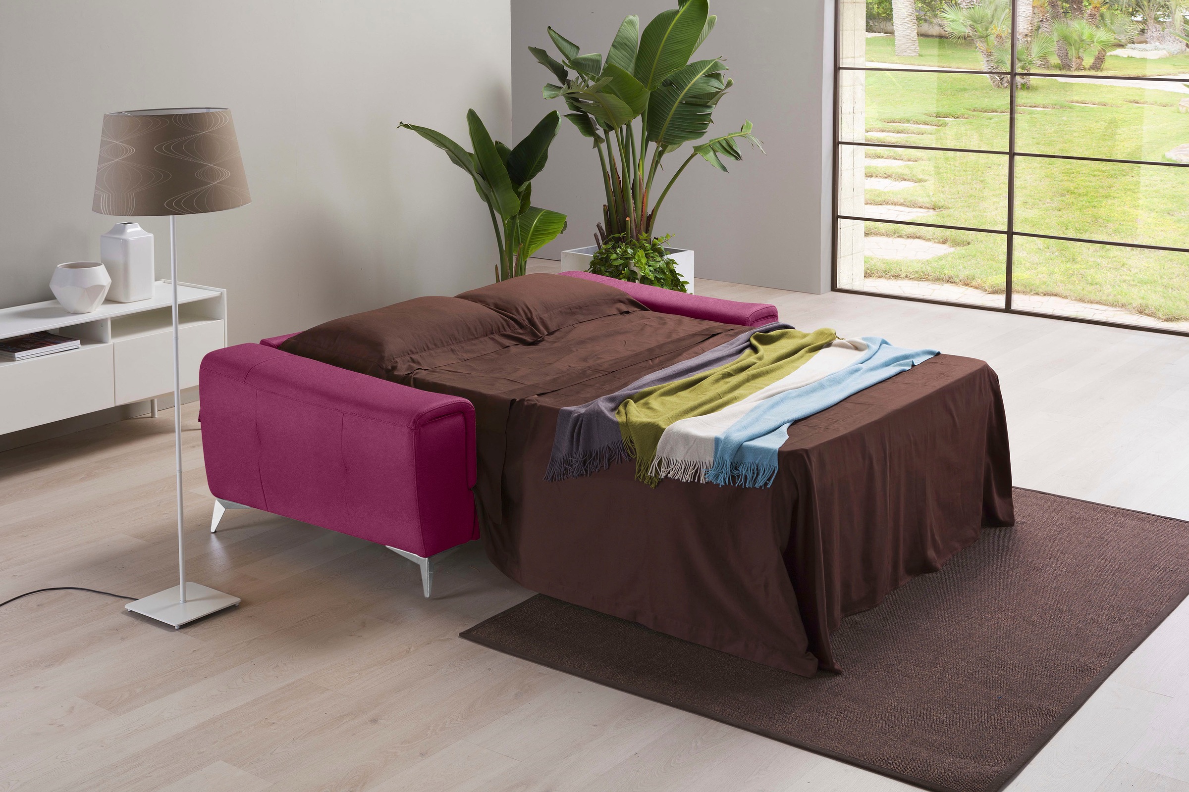 Egoitaliano Schlafsofa »Francine Designsofa, Loungesofa mit Dauerschlaffunktion, Breite 233 cm«, mit Bettfunktion, Luxus-Microfaser BLUSH, fuchsia, Fußfarbe chrom