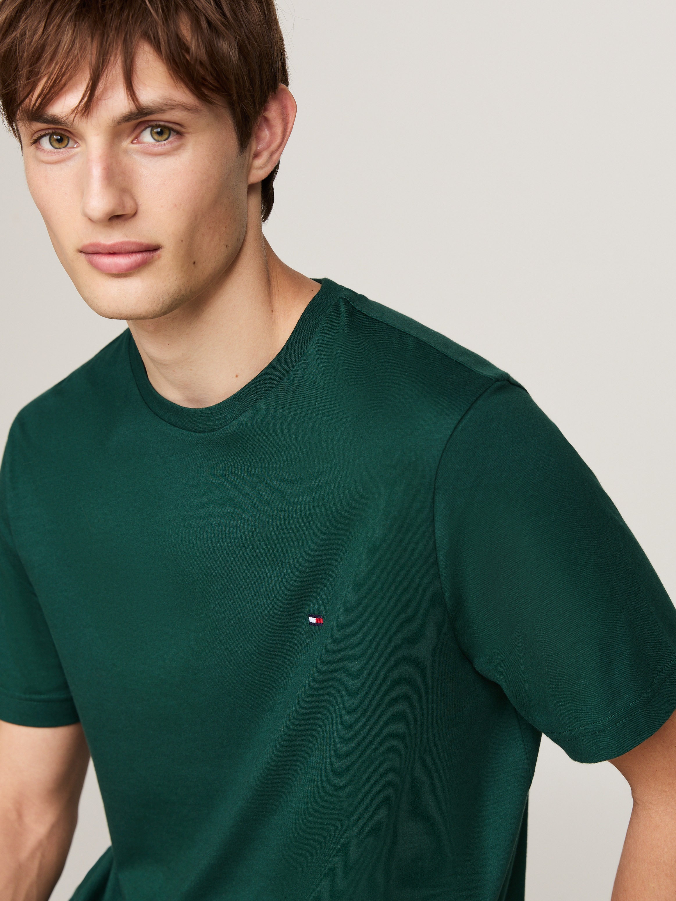 Tommy Hilfiger T-Shirt "ESSENTIAL REG FIT SOLID TEE", mit Rundhalsausschnit günstig online kaufen