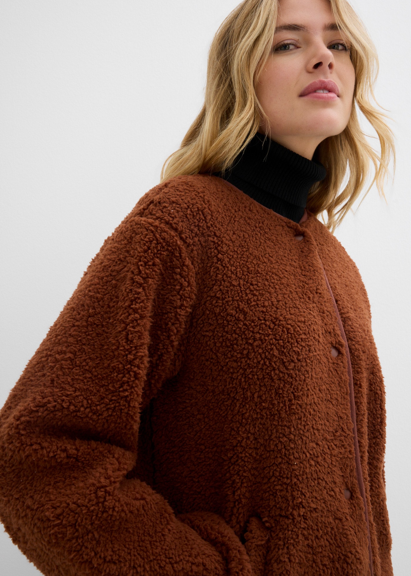 bonprix Fleecejacke mit Teddy-Fleece, Oversize-Passform, hüftbedeckende Länge