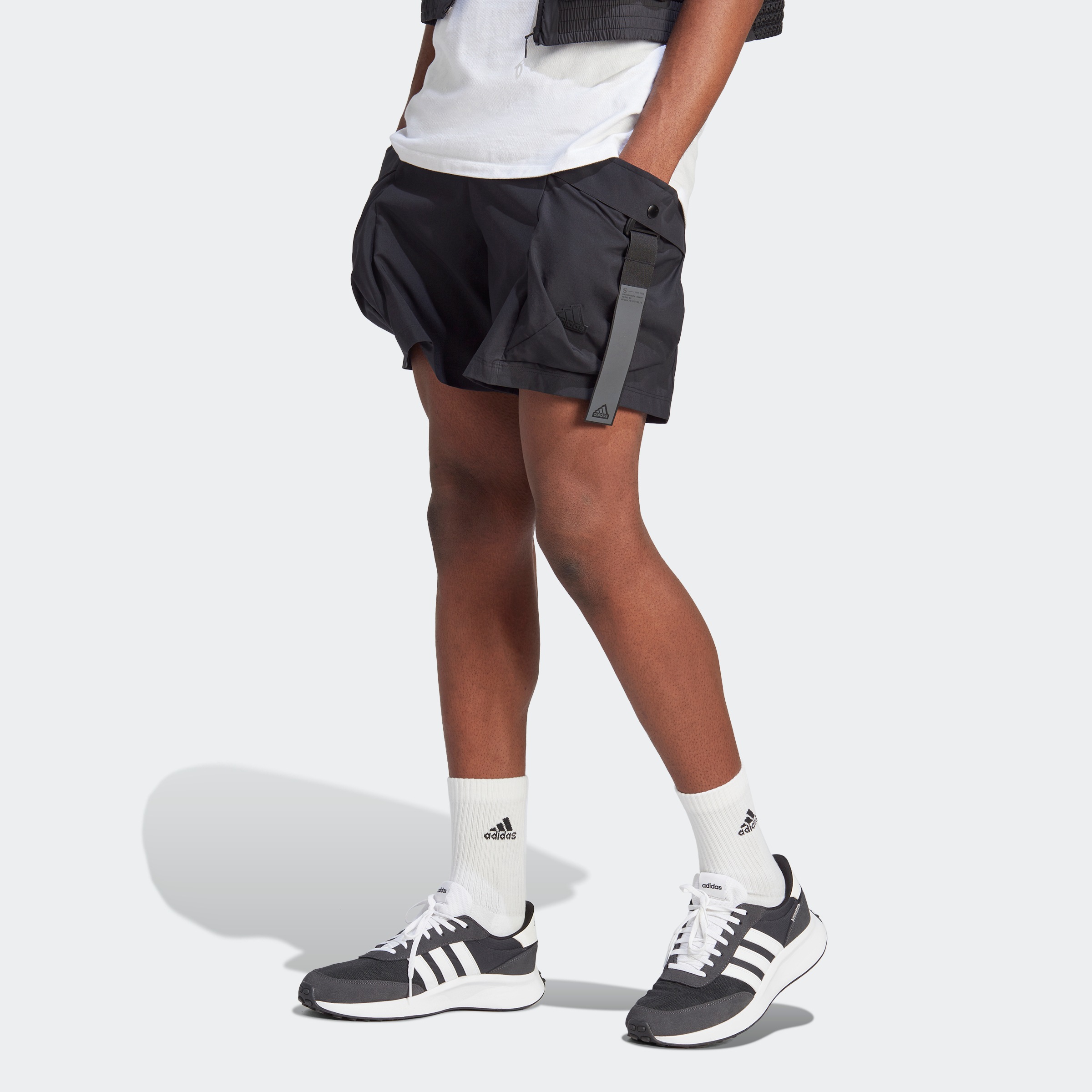 adidas Sportswear Shorts »CITY ESCAPE CARGOSHORTS«