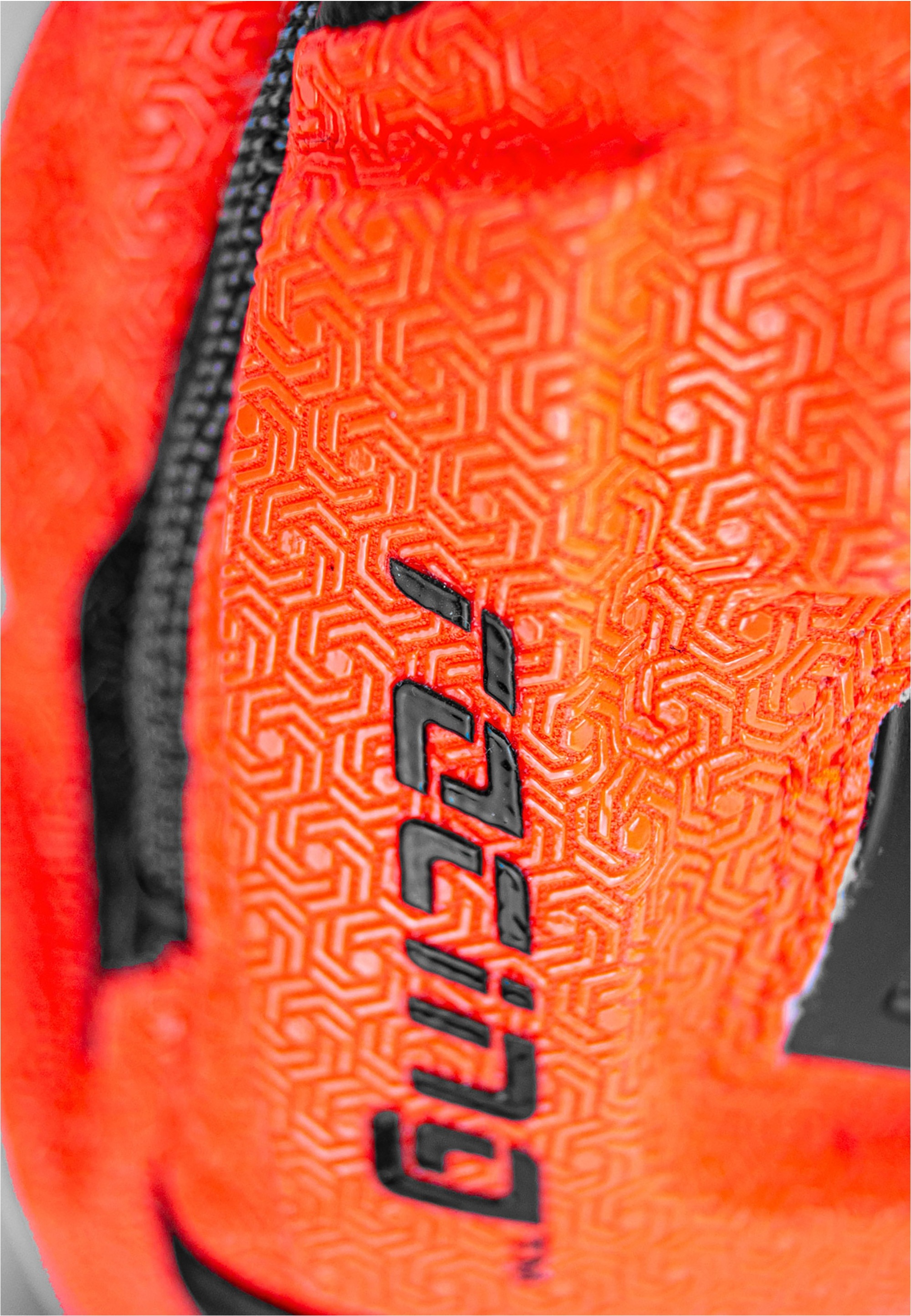 Reusch Fäustlinge »Worldcup Warrior«, mit eingearbeitetem Fingerfutter