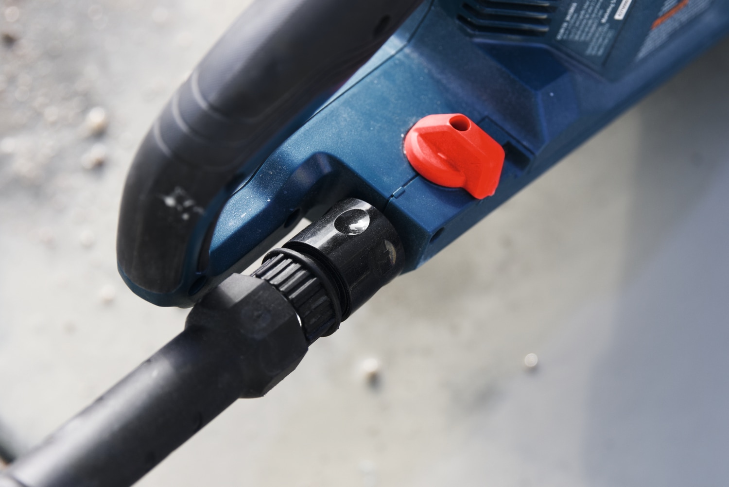 Bosch Professional Trennsäge »»GCS 18V-230 Professional««, (zum schnellen Trennen von Metall oder Beton), ohne Sägeblatt, ohne Akku, ohne Ladegerät
