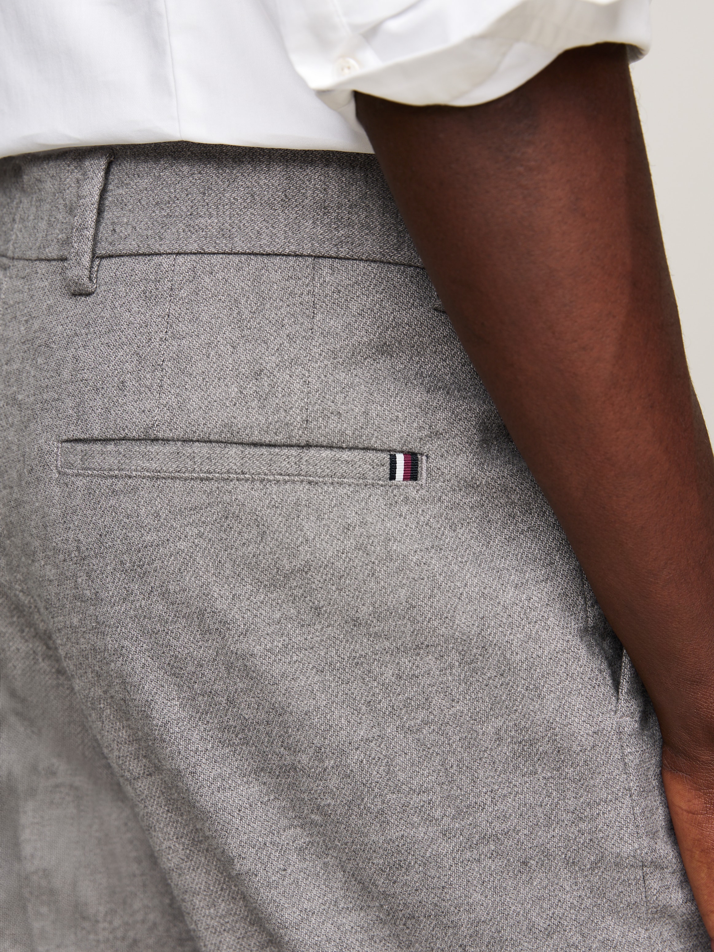 Tommy Hilfiger 5-Pocket-Hose »DC DENTON BRUSHED MARL«, meliertes Design, mit Bügelfalten