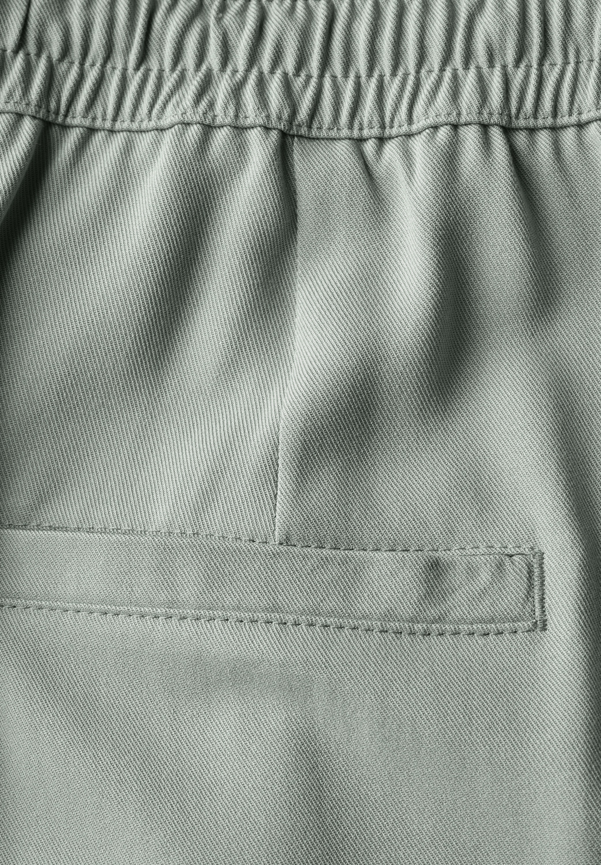STREET ONE Stoffhose, im Loose Fit