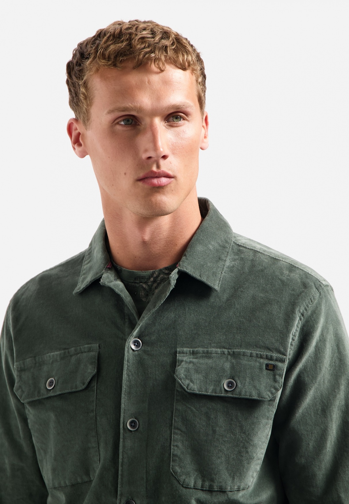 NO EXCESS Langarmhemd »No Excess Samt-Overshirt mit Knöpfen Overshirt Buttons Twill«