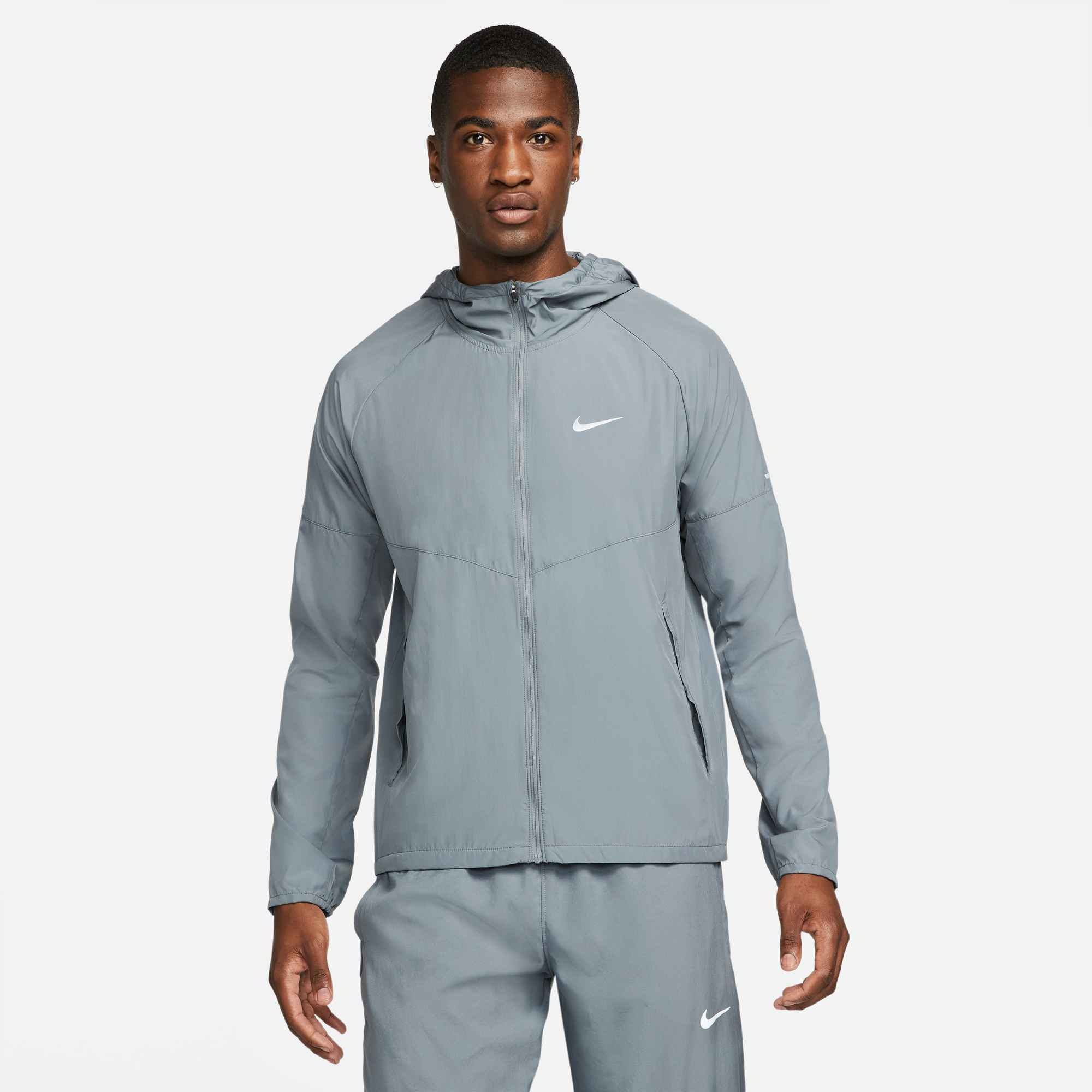 Nike Laufjacke "Repel Miler Mens Running Jacket" mit Kapuze, wasserabweisen günstig online kaufen