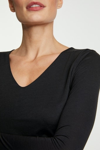 RICHROYAL Langarmshirt, mit femininen V-Neck