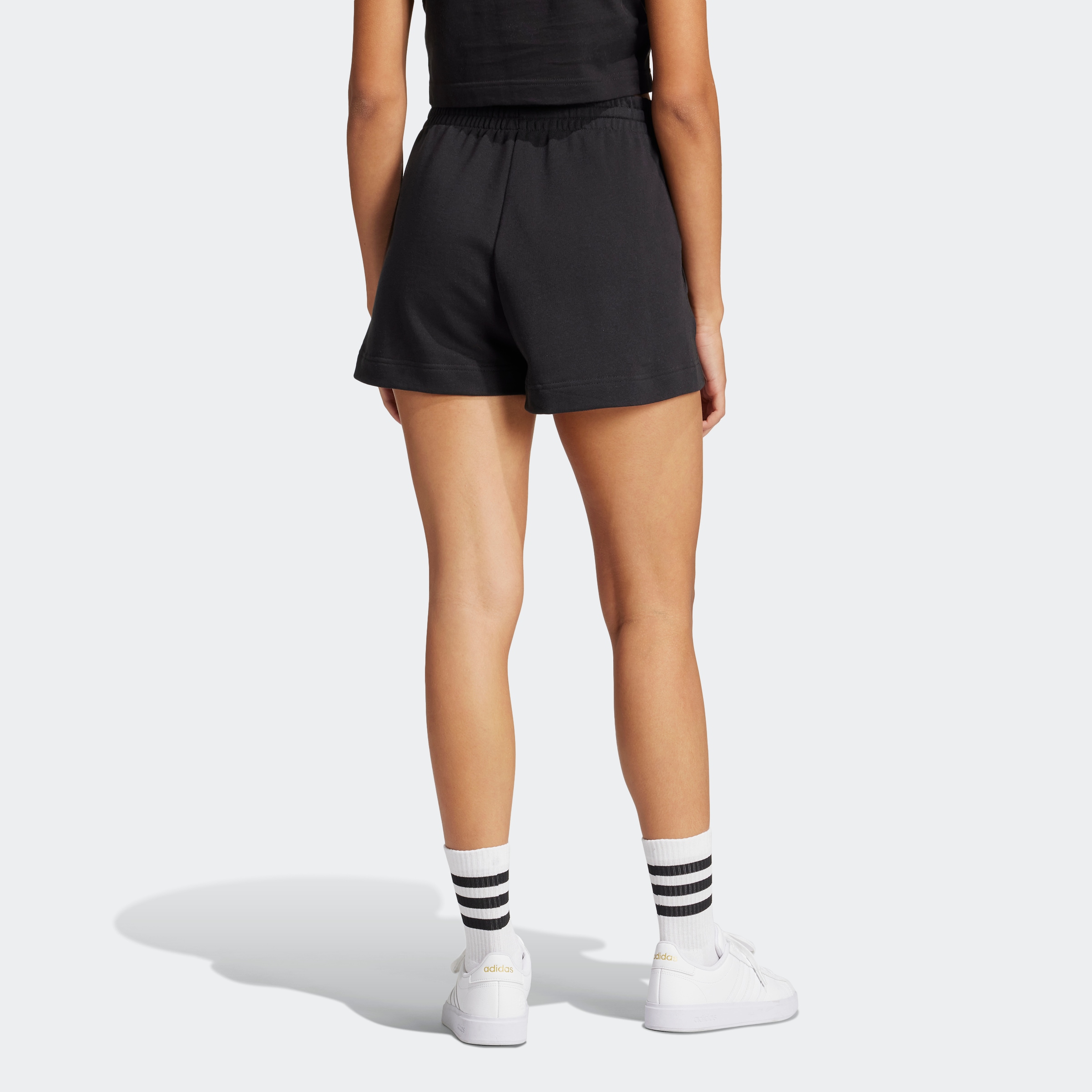 adidas Sportswear Shorts »W ALL SZN FT SH«, (1 tlg.)