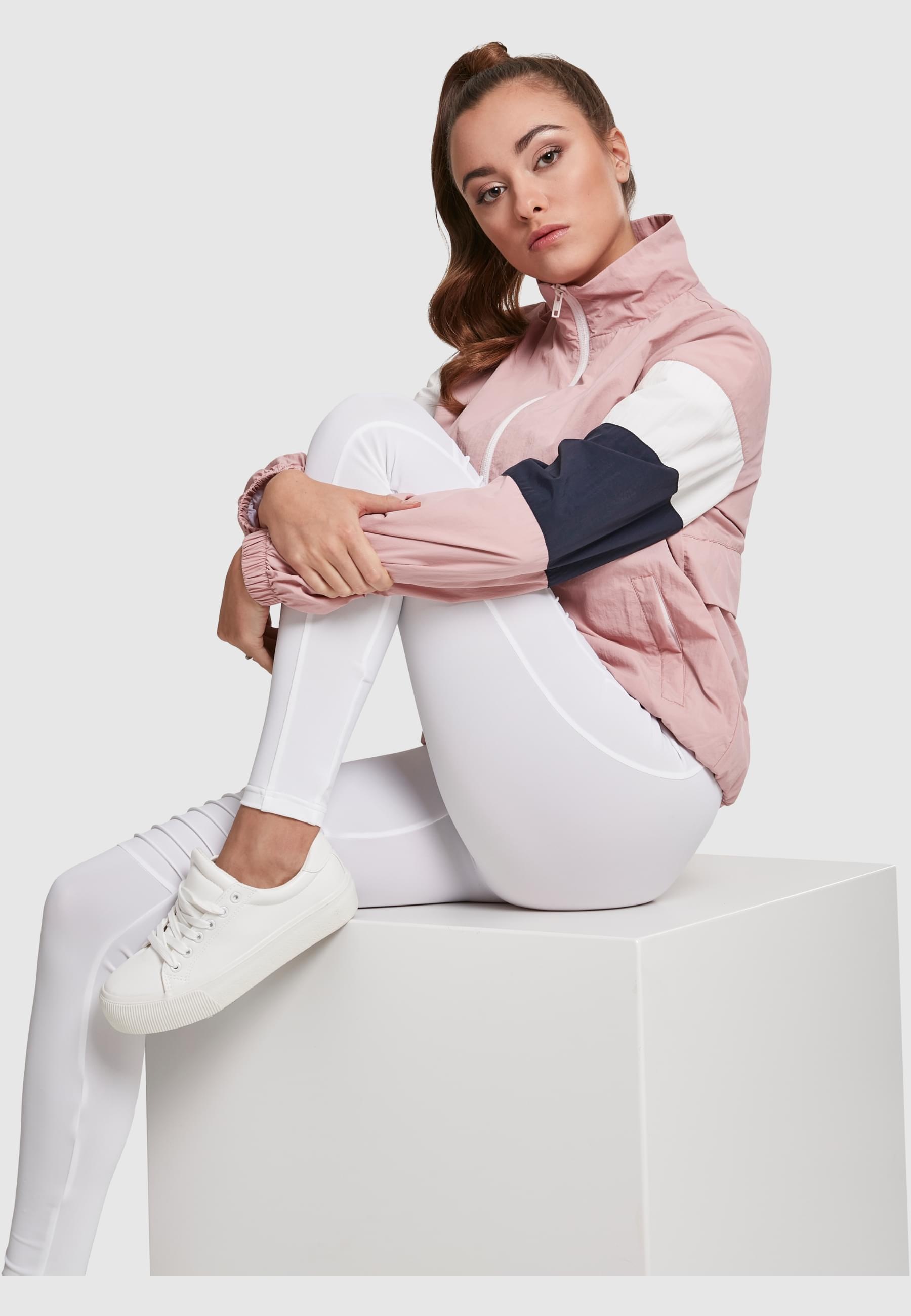 URBAN CLASSICS Allwetterjacke »Urban Classics Damen Ladies 3-Tone Crinkle Track Jacket«, (1 St.), ohne Kapuze