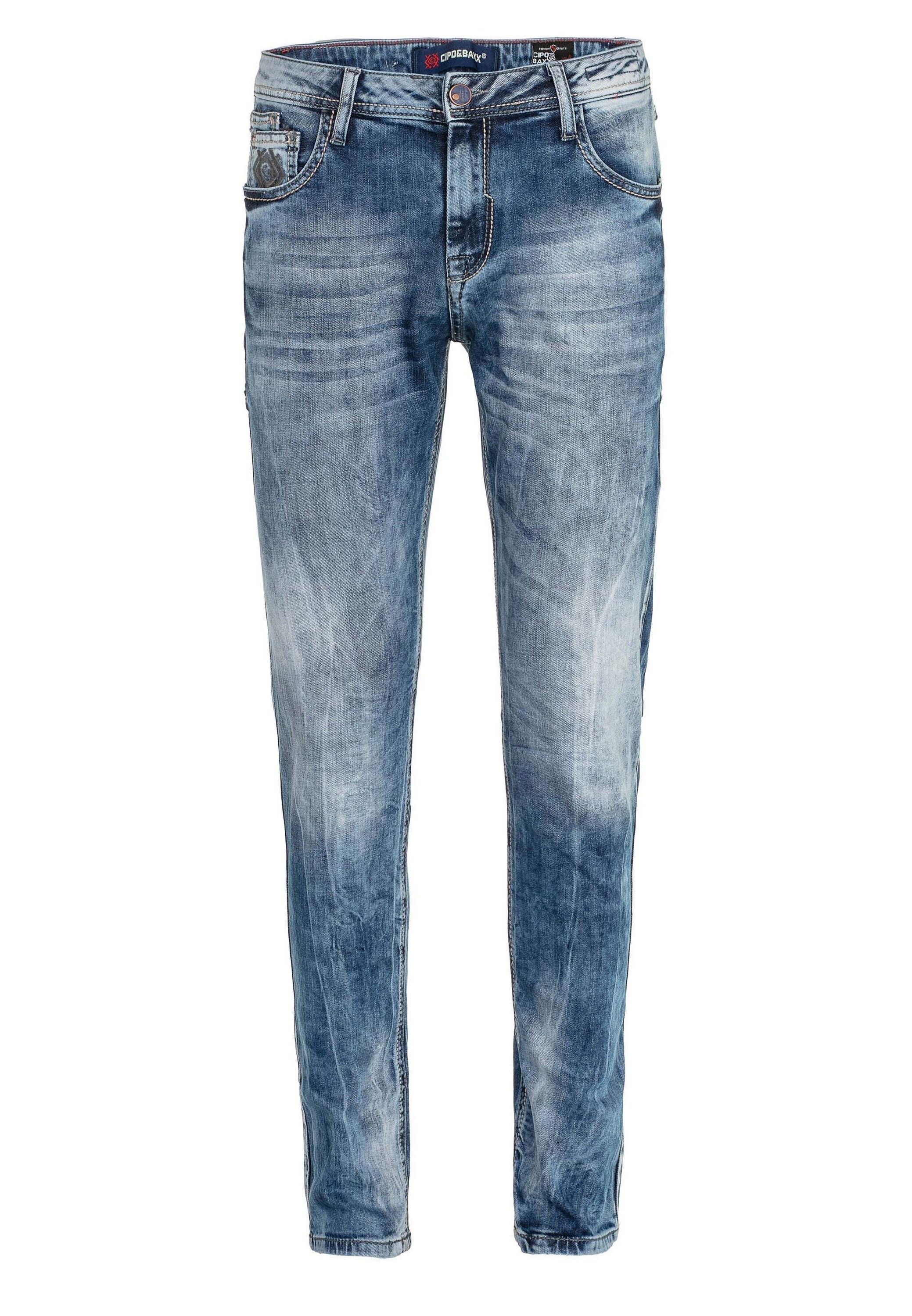 Cipo & Baxx 5-Pocket-Jeans »Jeans«, im Straight Fit