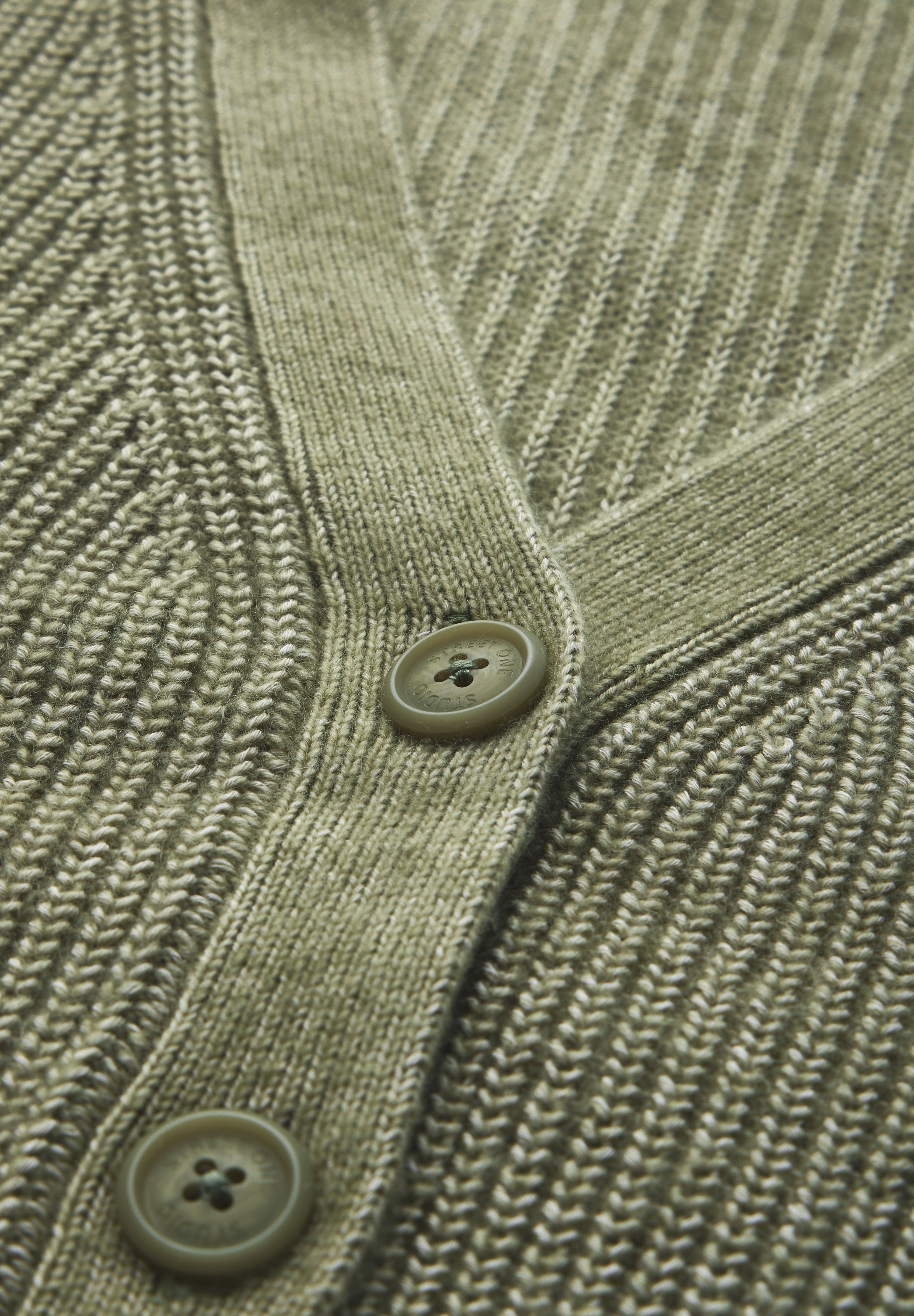 STREET ONE STUDIO Cardigan, mit V-Ausschnitt