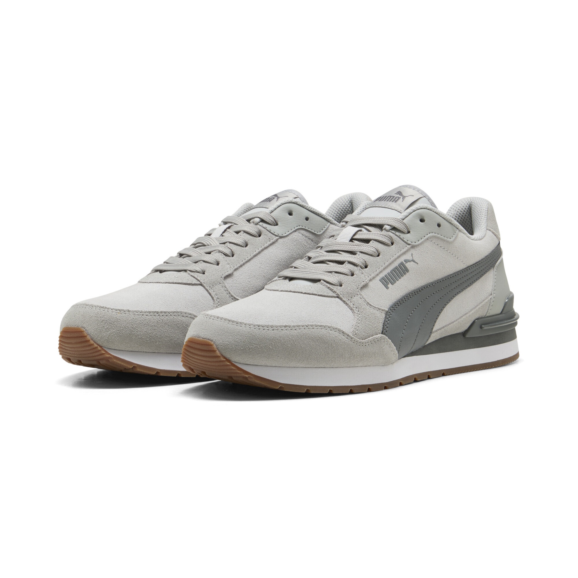 PUMA Damen Sneaker "ST Runner v4 Suede Sneakers Erwachsene", Gr. 36, grau, Obermaterial: Synthetik, Kuhleder. Futter: Textil. Innensohle: Textil.