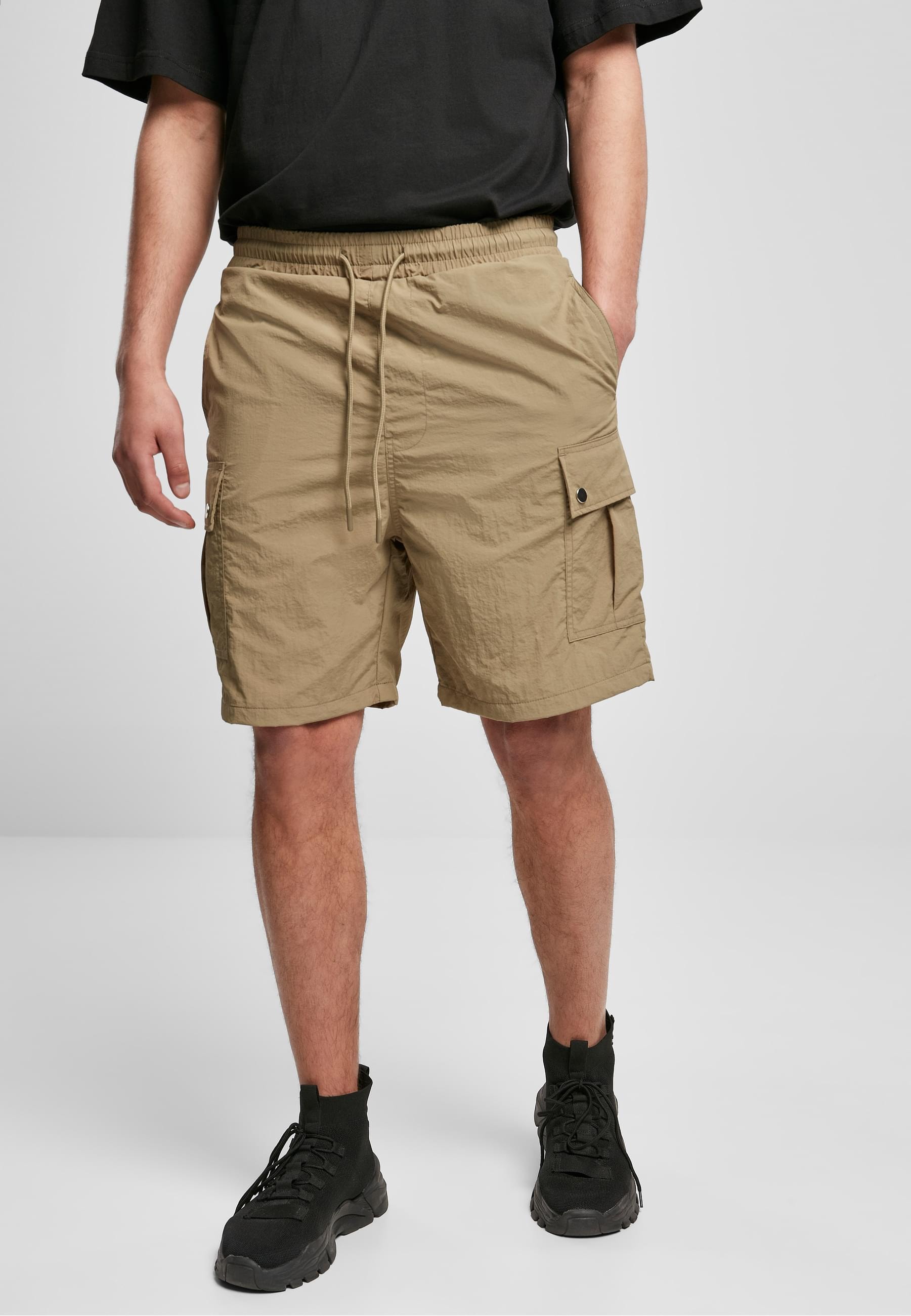 URBAN CLASSICS Cargohose »Urban Classics Herren Nylon Cargo Shorts«