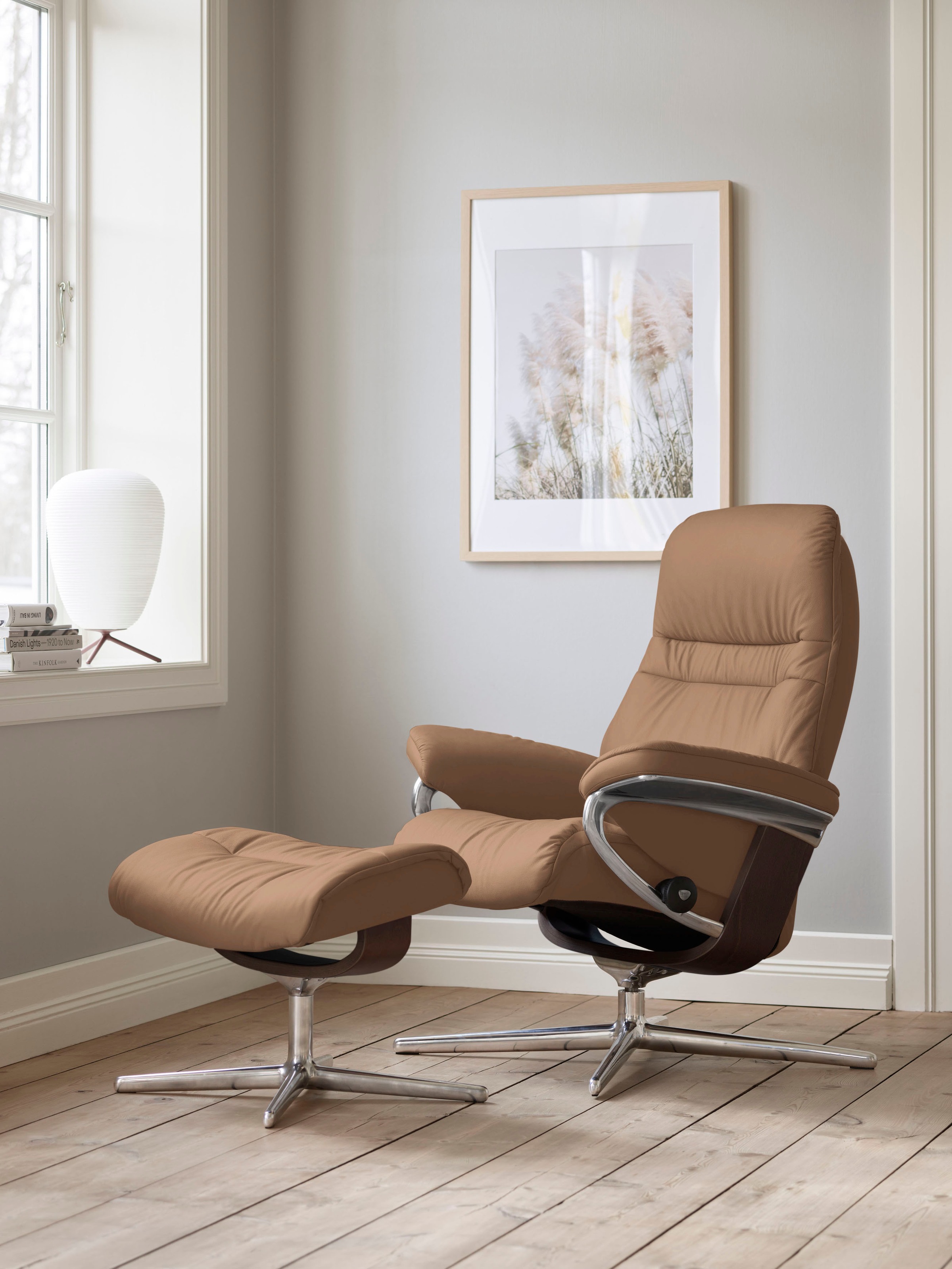 Stressless® Relaxsessel »Sunrise«, (Set, Relaxsessel mit Hocker), mit Hocker, mit Cross Base, Größe S, M & L, Holzakzent Braun