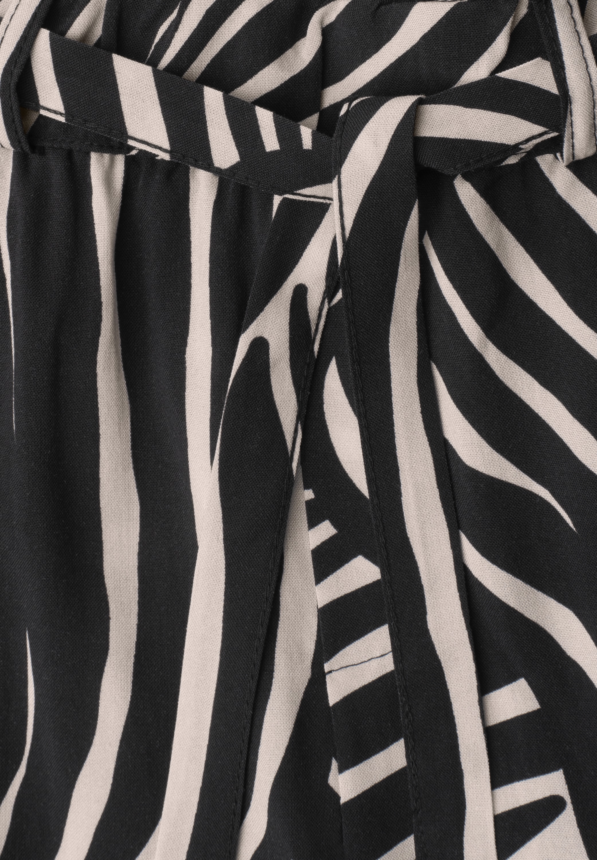 STREET ONE Shorts  mit allover Print