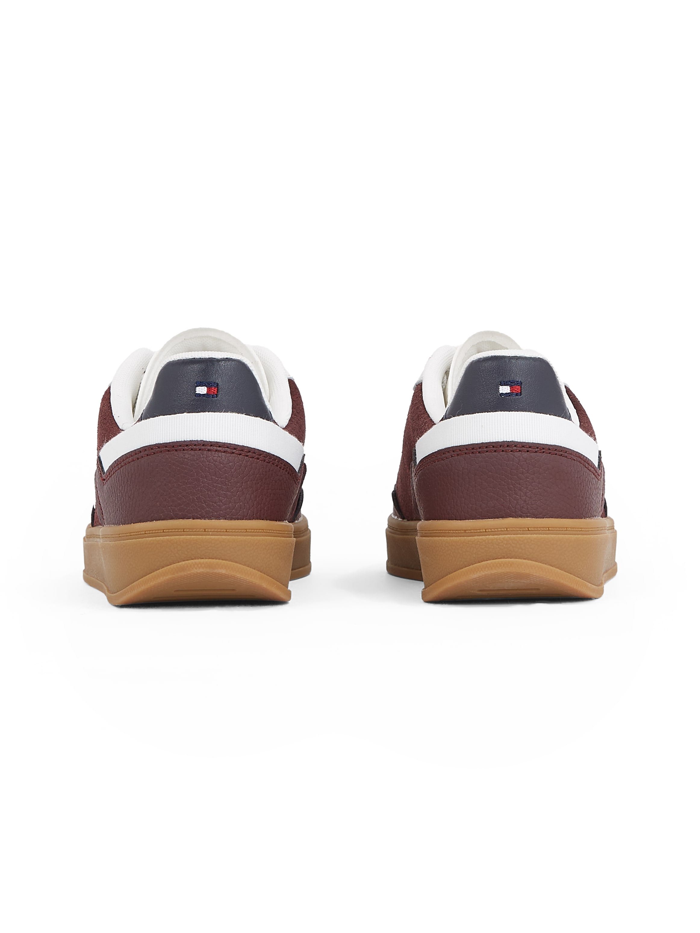 Tommy Hilfiger Plateausneaker »TH HERITAGE SNEAKER PERF«, Freizeitschuh, Halbschuh, Schnürschuh mit TH-Logostickerei