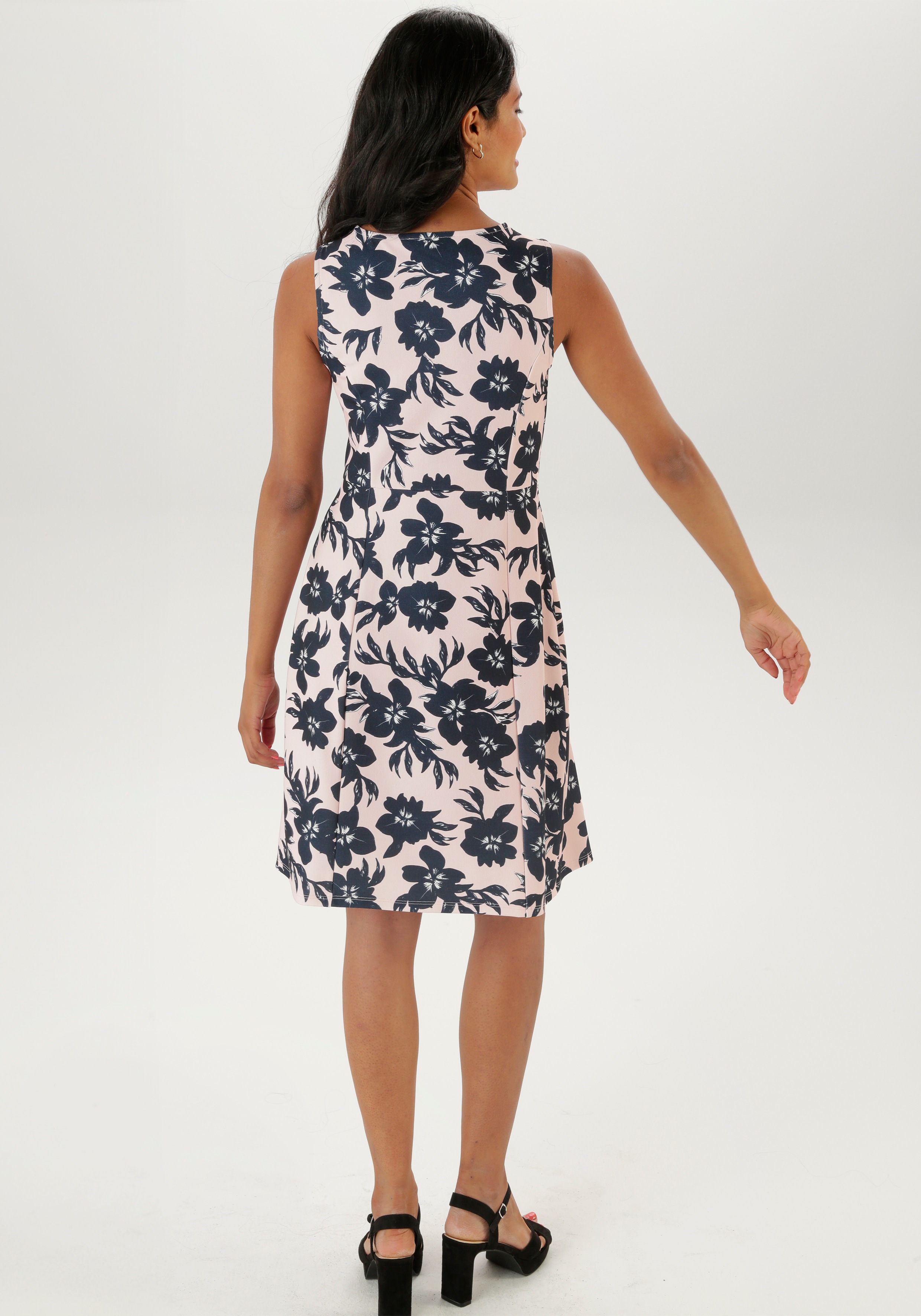 Thumbnail - Aniston SELECTED Sommerkleid, mit Blüten- und Blättermuster Allover