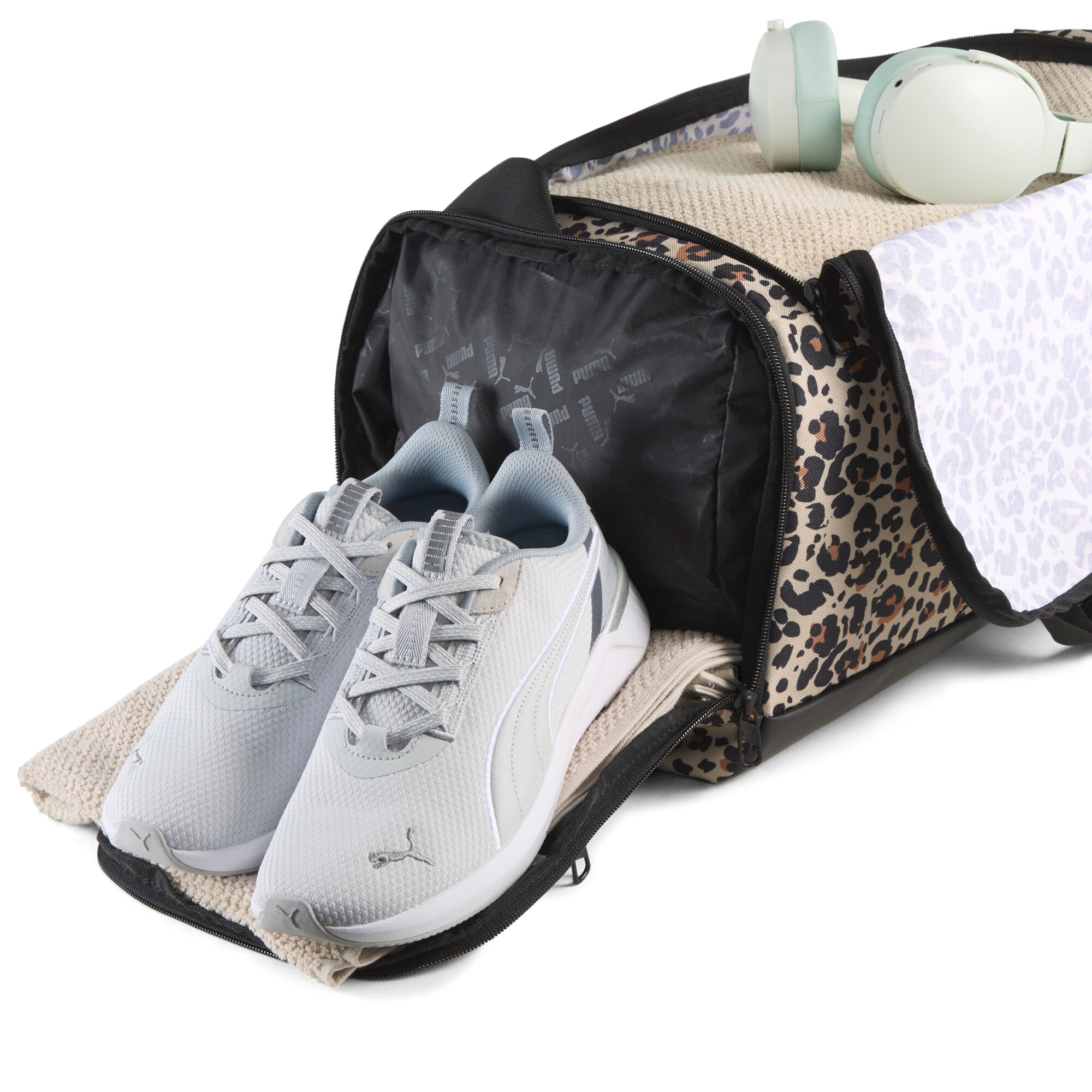 PUMA Sporttasche »CHALLENGER AOP SMALL SPORTS BAG«