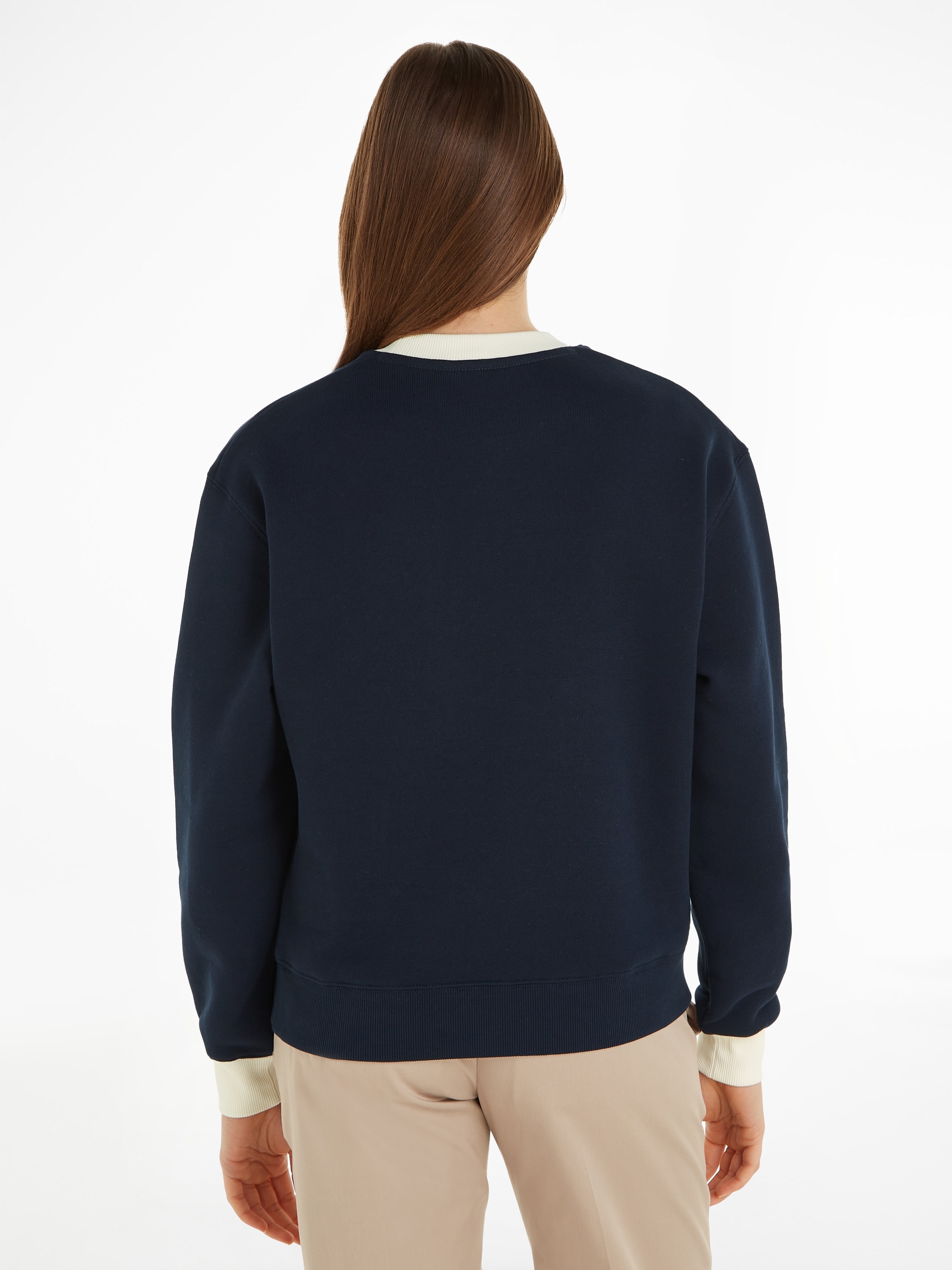 Tommy Hilfiger Sweatshirt »REG C-NK CREST 85 SWEATSHIRT«, mit Logostickerei