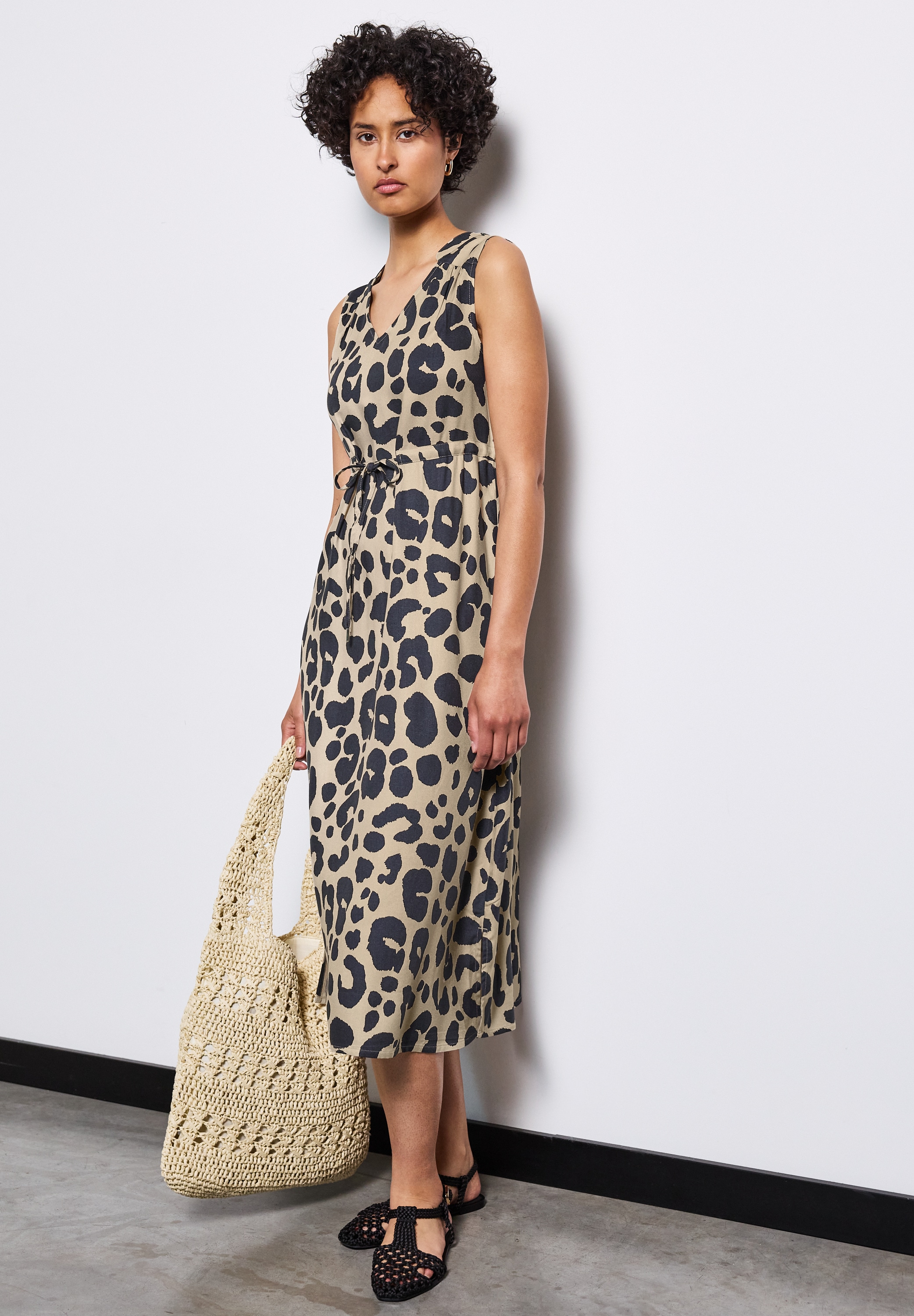 STREET ONE Midikleid Ohne Taschen mit Print