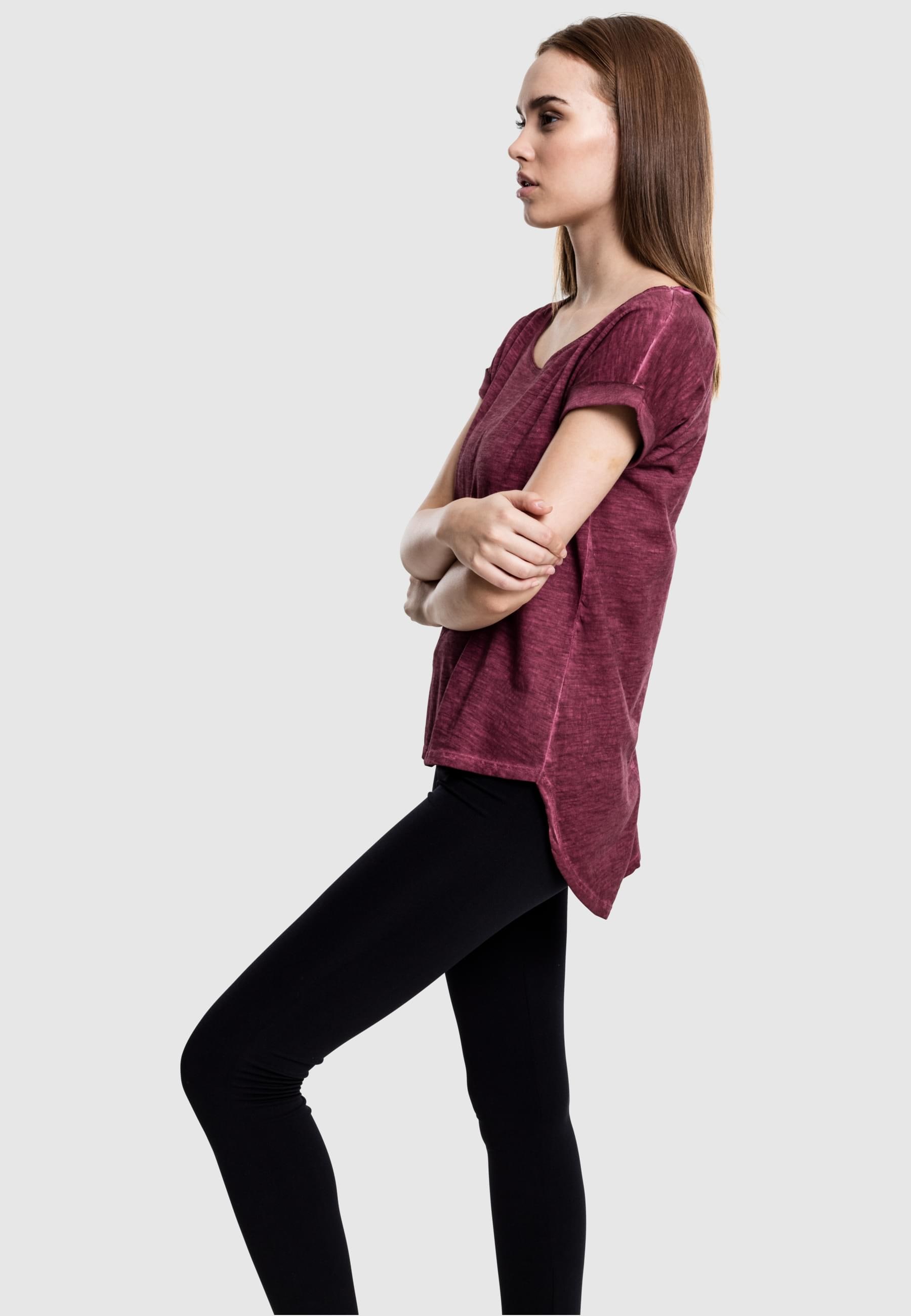 URBAN CLASSICS Kurzarmshirt »Urban Classics Damen Ladies Long Back Shaped Spray Dye Tee«, (1 tlg.)