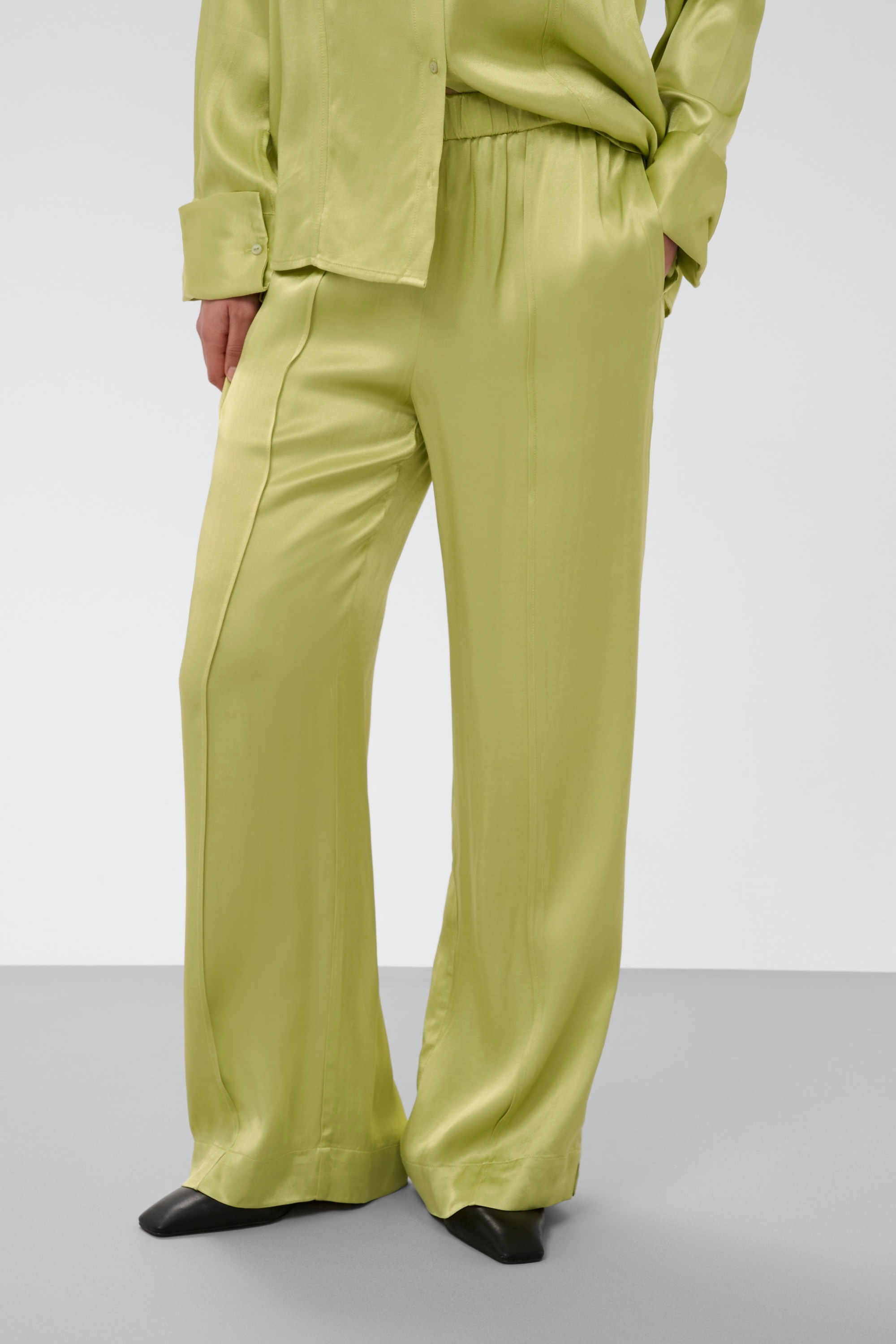 SOAKED IN LUXURY Stoffhose »Casual Hose SLIrini«