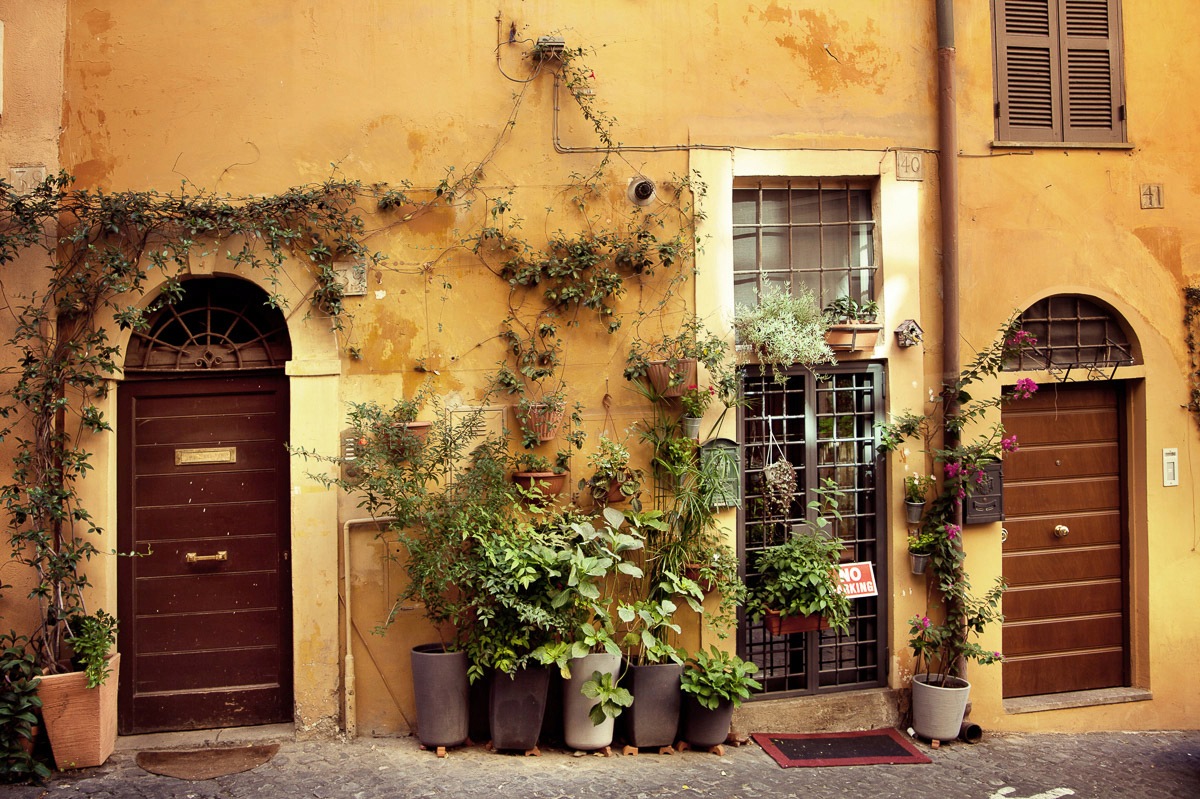 Papermoon Fototapete »ALTSTADT-GASSE IN ITALIEN«