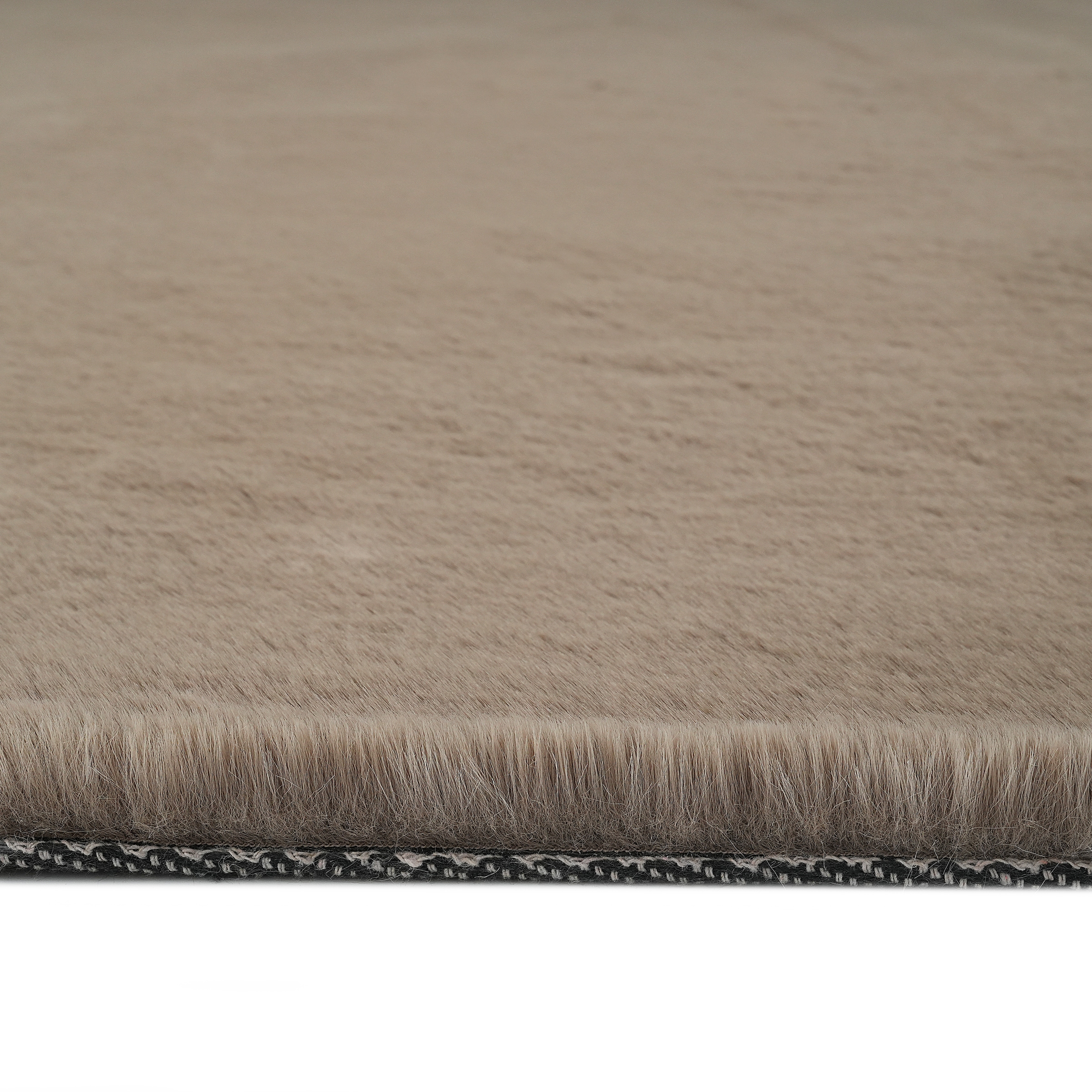 Bruno Banani Fellteppich »Rabbit 2, Kunstfell Teppich, Modern«, rechteckig, 25 mm Höhe, Kaninchenfell-Haptik, sehr weich, Wohnzimmer, Schlafzimmer, Esszimmer