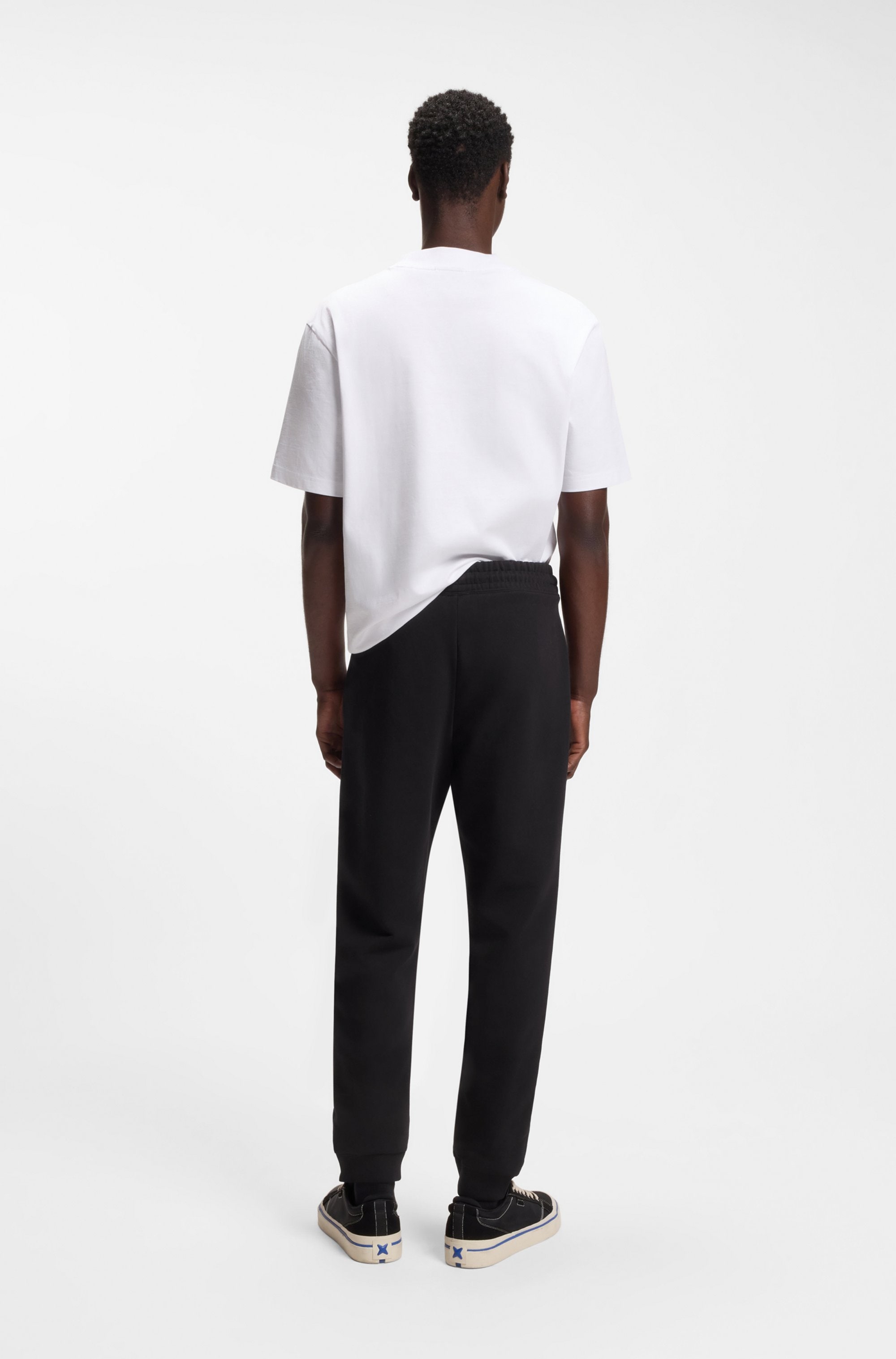 HUGO Blue Jogginghose »Napin«  mit kleinem Logo-Patch