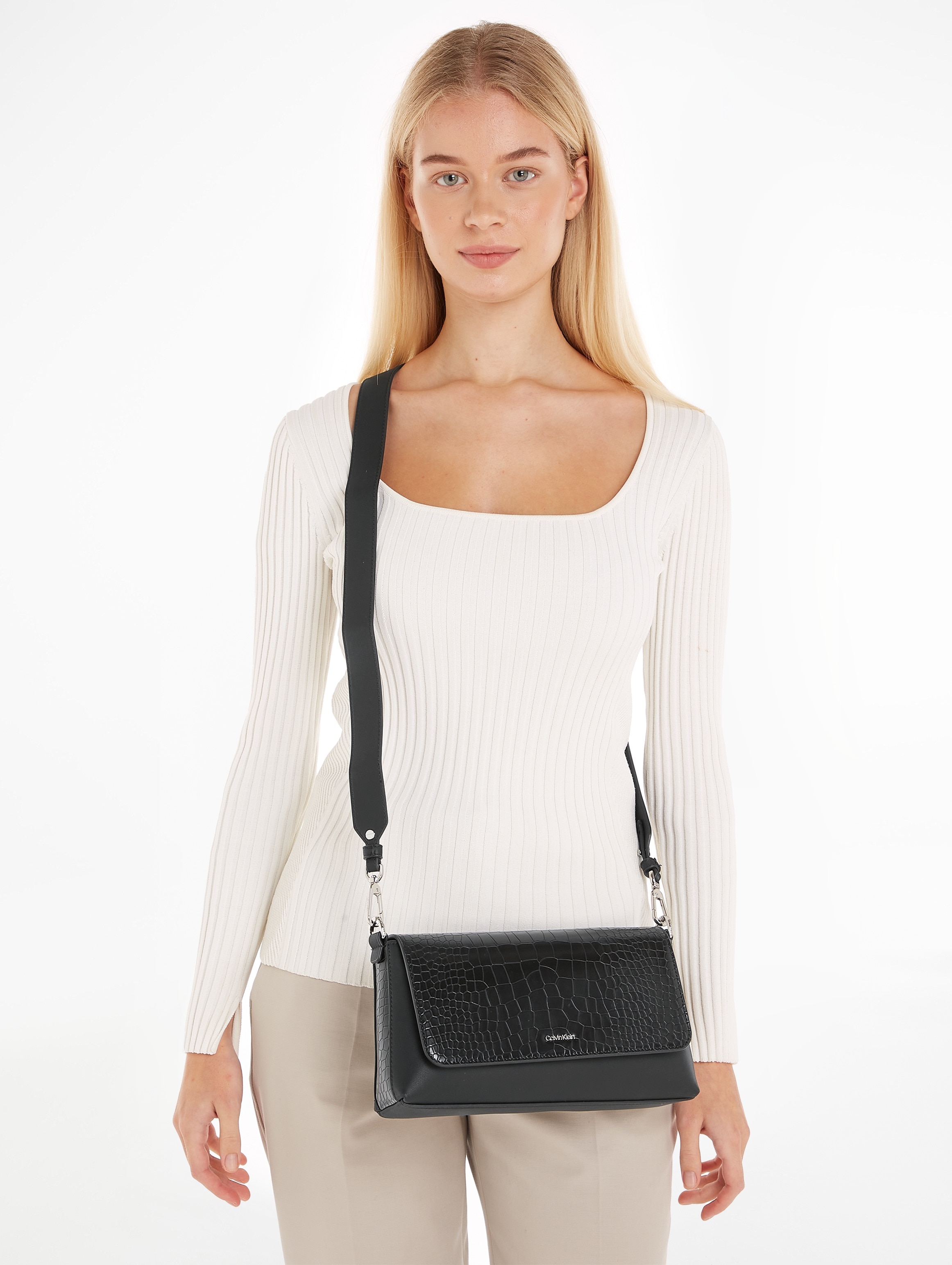 Calvin Klein Schultertasche »CK MUST SHOULDER BAG_CROCO«