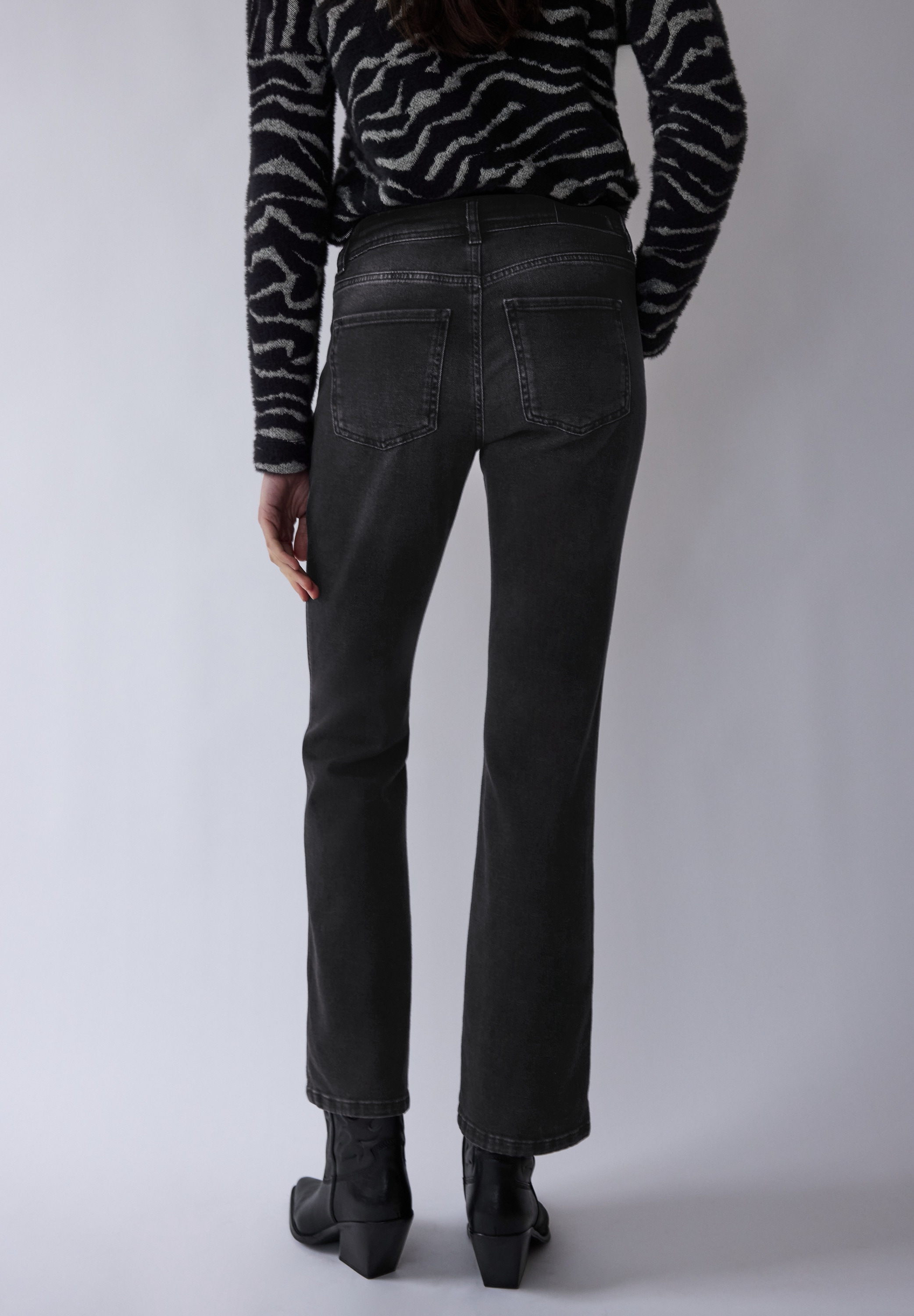 STREET ONE STUDIO Bootcut-Jeans 5-Pocket-Style