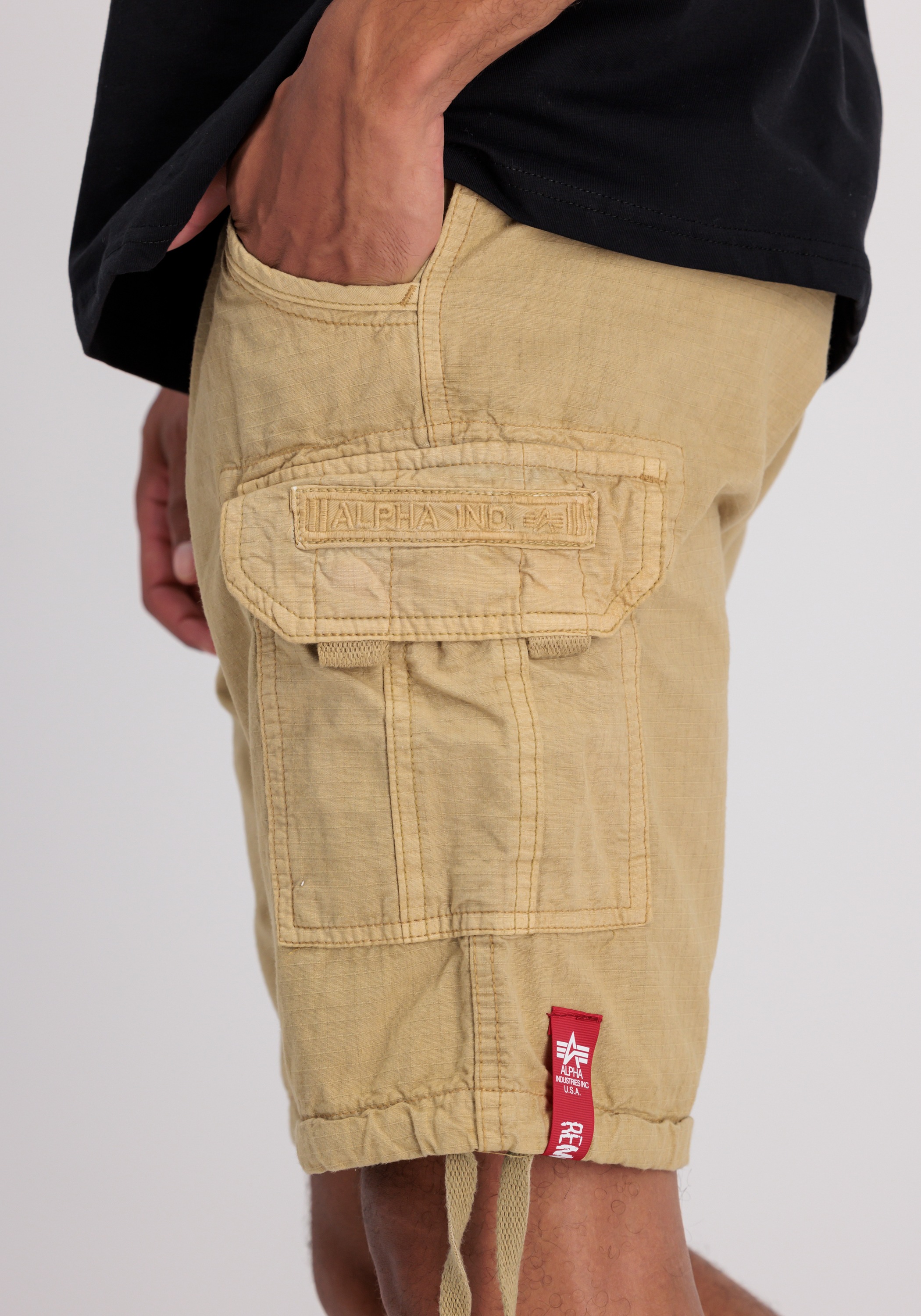 Thumbnail - Alpha Industries "Stream Short"