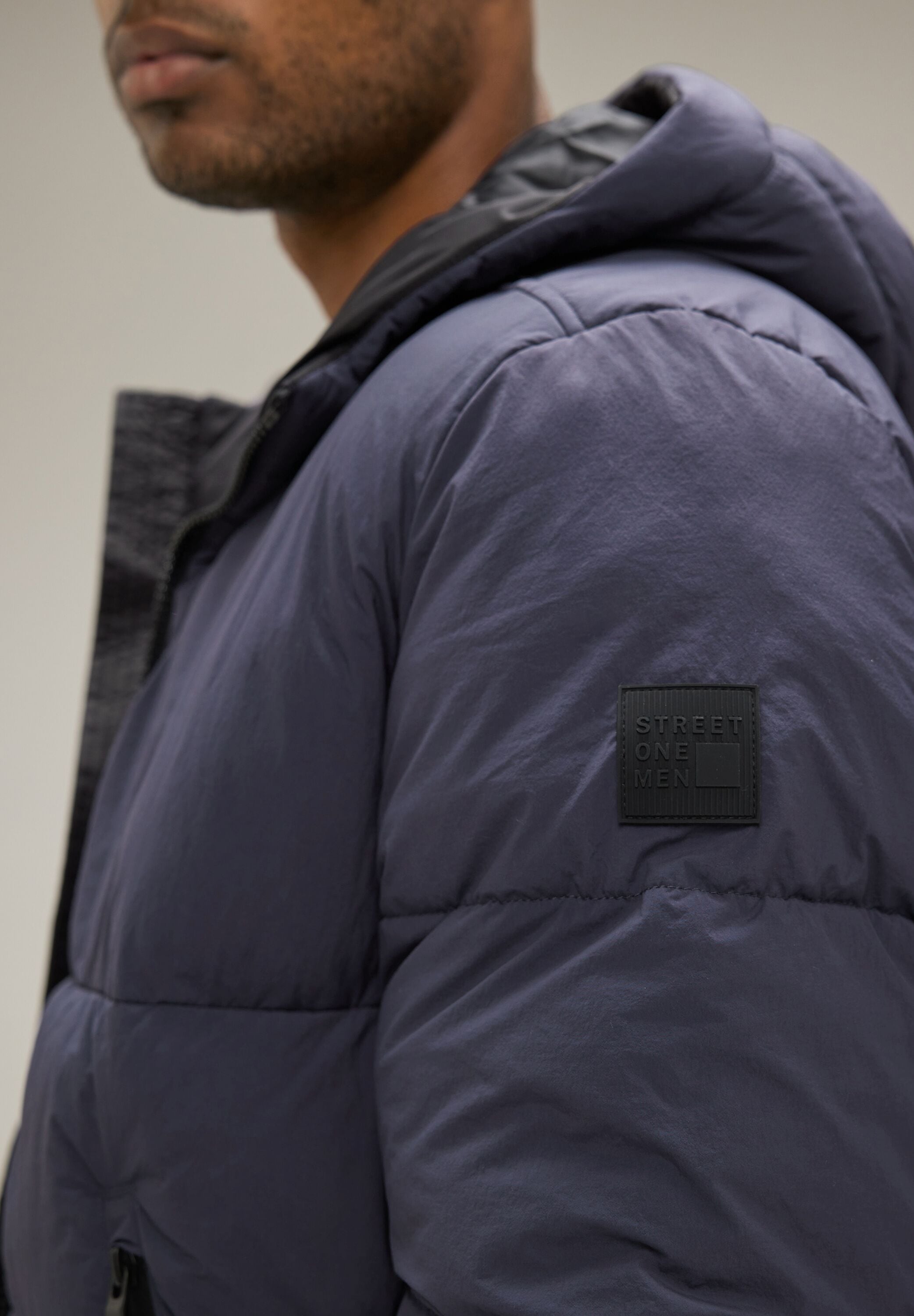 STREET ONE MEN Steppjacke, mit Kapuze, in Unifarbe