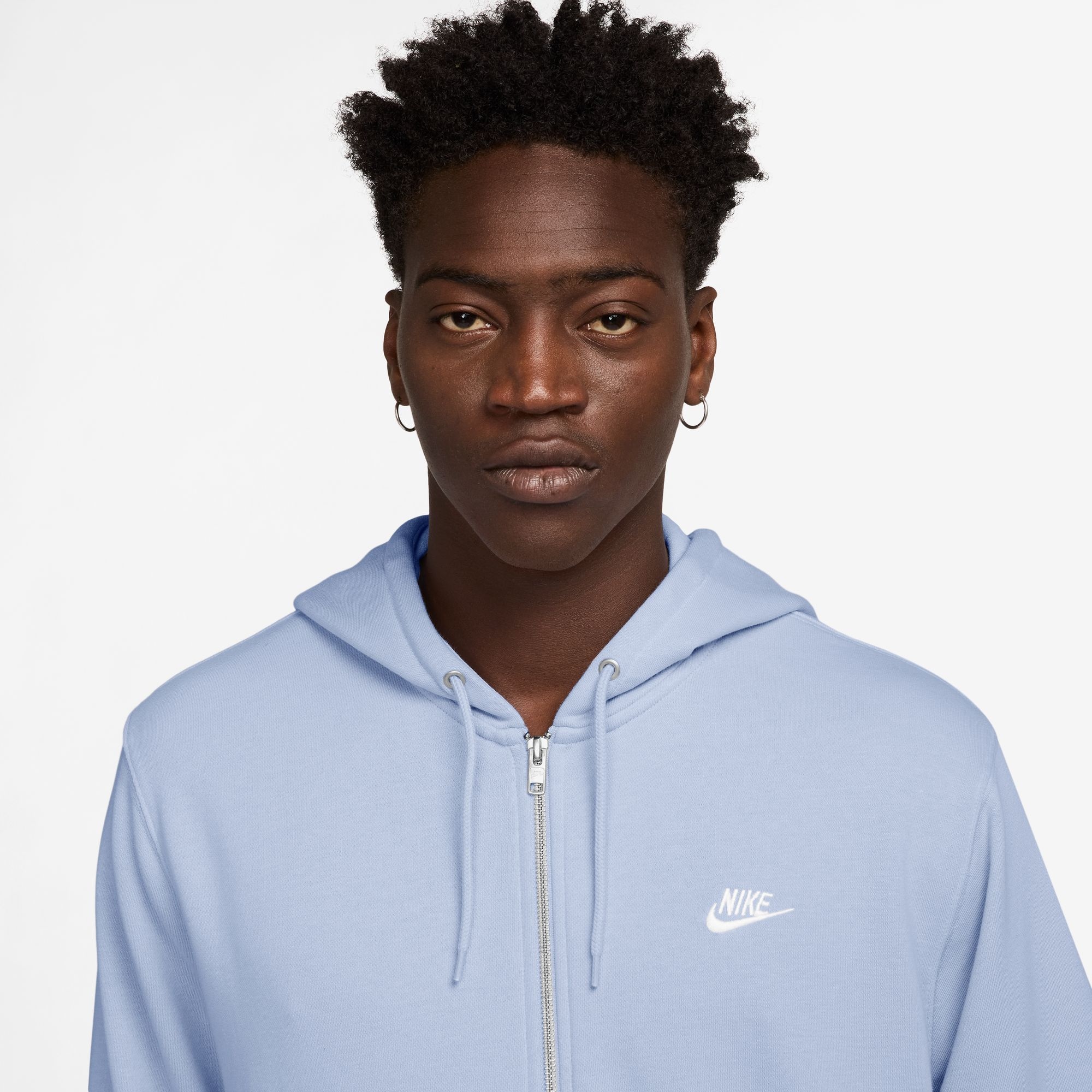 Nike Sportswear Kapuzensweatjacke »M NK CLUB FT FZ HOODIE« mit Kapuze, Kurzarm-Design, aus Baumwolle und Polyester, normale Länge