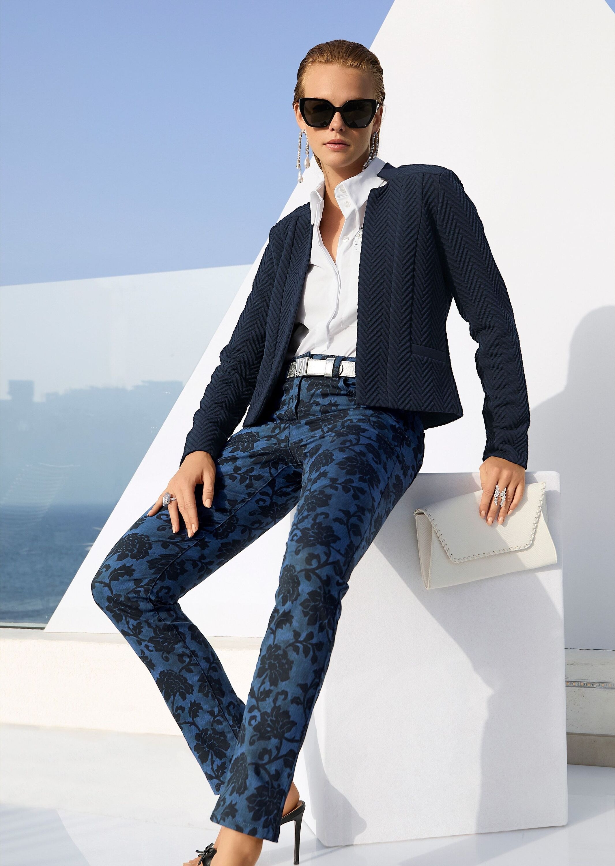 MADELEINE Chinos »Druckhose Baumwollhose mit floralem Print«