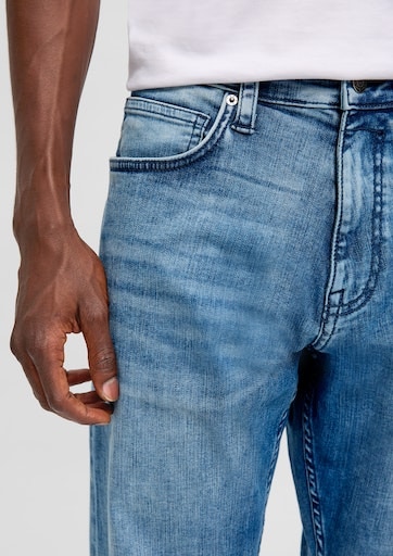 s.Oliver Straight-Jeans, mit Label-Badge bestellen ▷ BAUR 