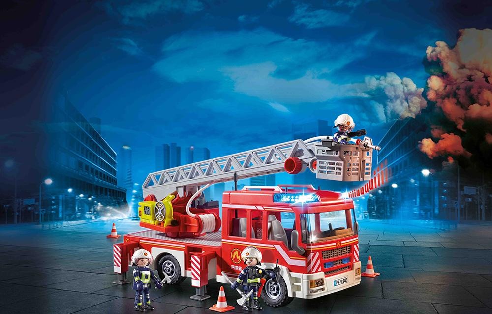 Playmobil® Konstruktions-Spielset »Feuerwehr-Leiterfahrzeug (9463), My Action Heroes«, Made in Germany