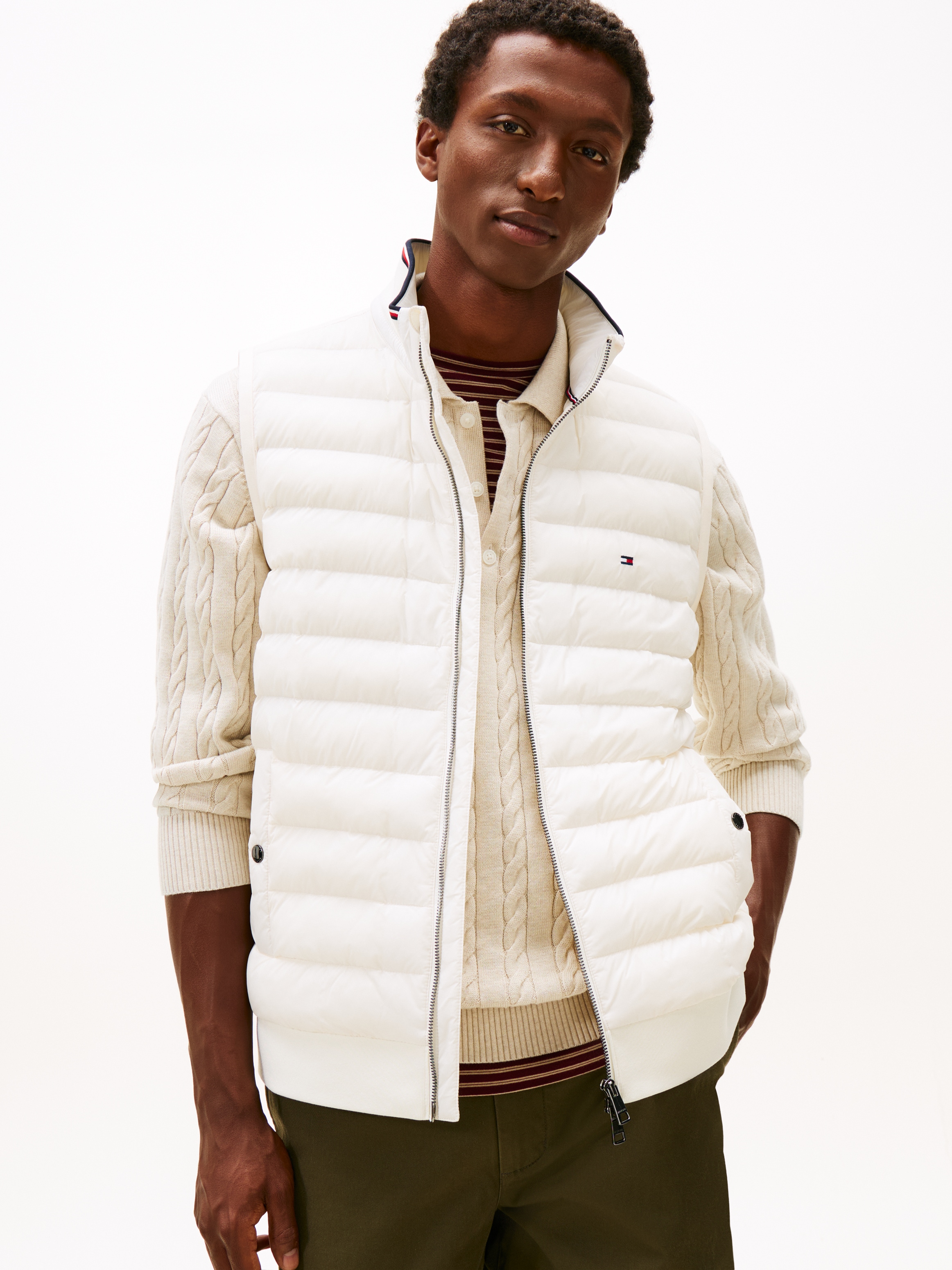 Tommy Hilfiger Steppweste "MIX MEDIA" Stehkragen, 2-Wege-Reißverschluss günstig online kaufen