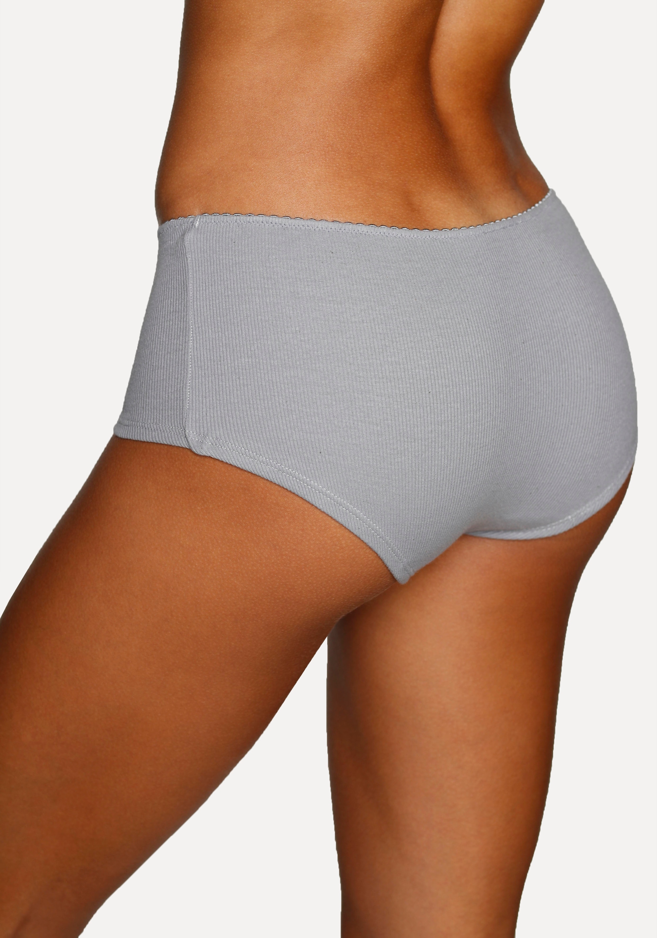 Vivance Panty, (3er-Pack), aus weicher und elastischer Rippware, mit zartem Röschen vorn