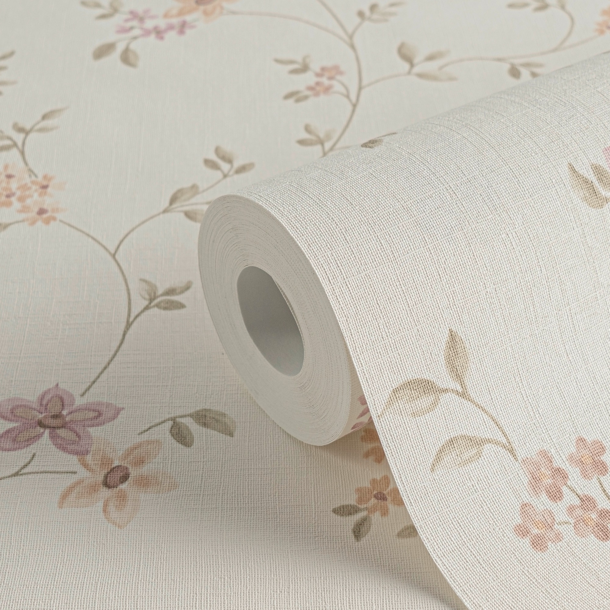 A.S. Création Vliestapete »Maison Charme Vliestapete Blümchen-Muster florale Tapete Creme«, Strukturmuster, Mustertapete floral in Blumen-Optik Weiß Grün Schlafzimmer Küche
