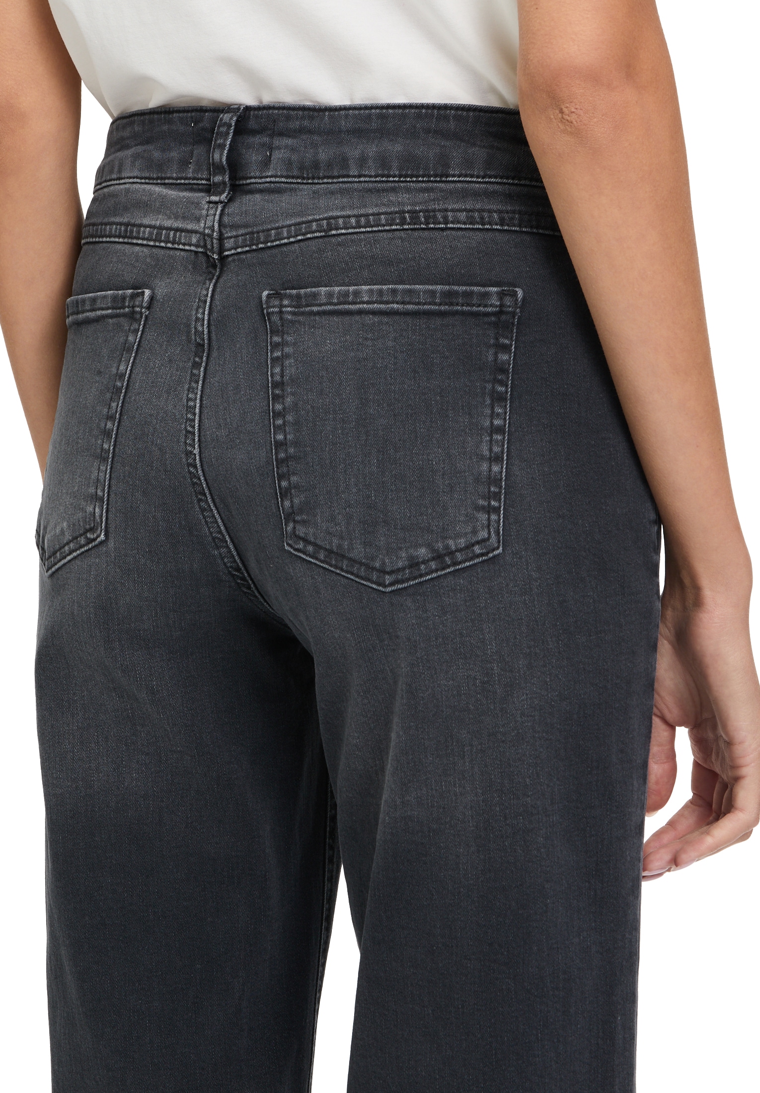 Cartoon Stretch-Jeans »Cartoon Damen Stretch-Jeans mit Waschung«