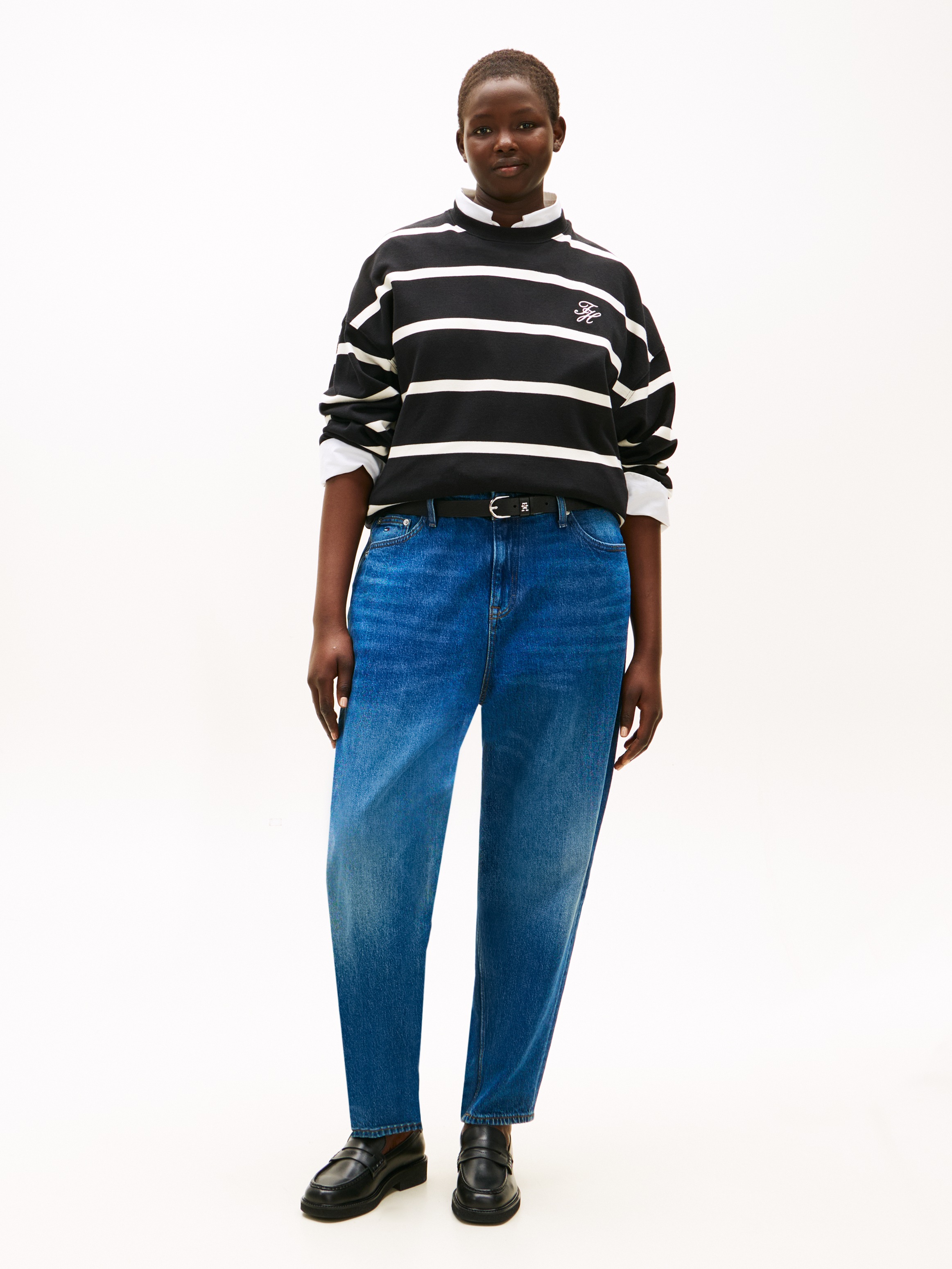 Thumbnail - Tommy Hilfiger Curve Sweatshirt "CRV TH SCRIPT MDRN TERRY SWTSHRT", in großen Größen