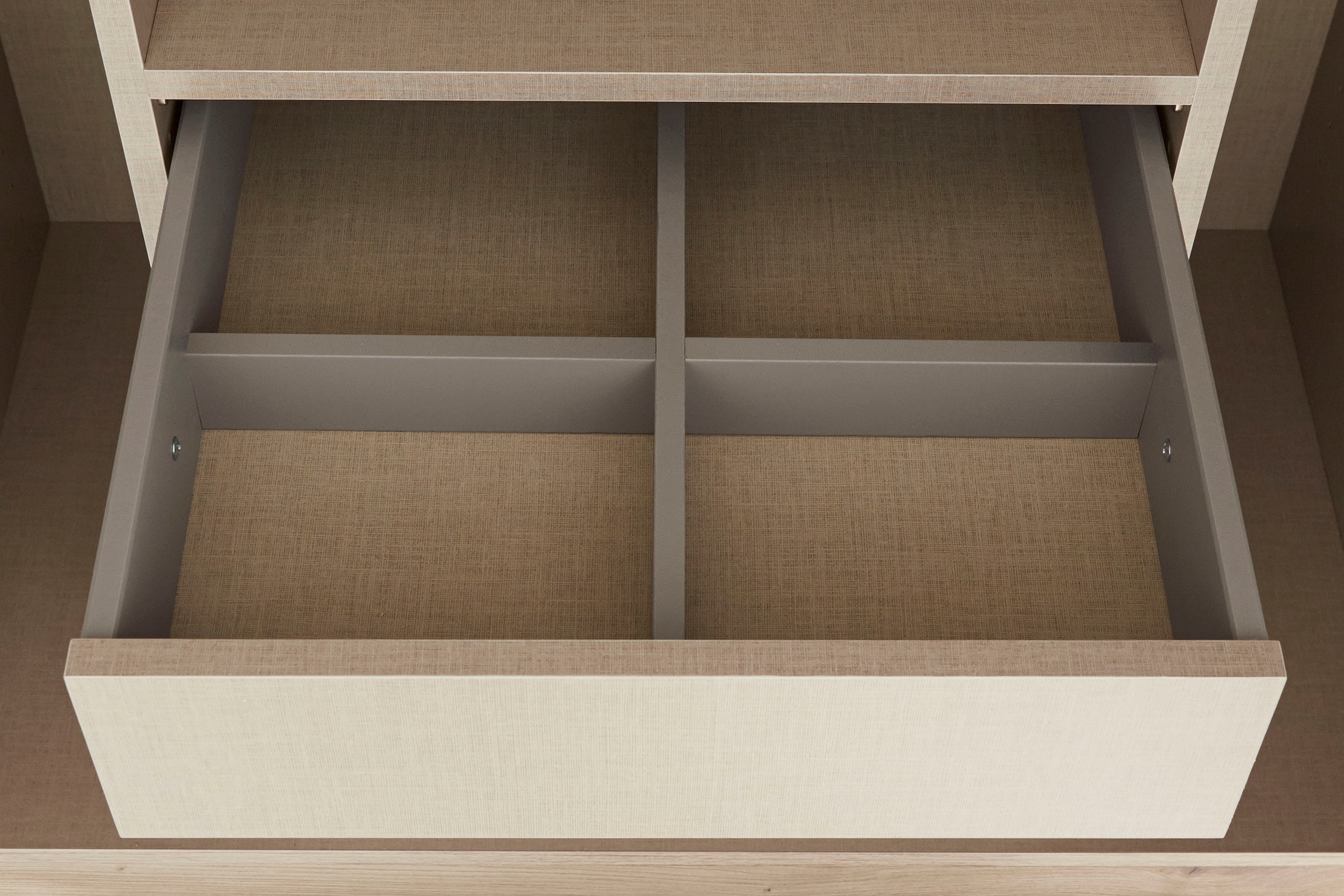 rauch Drehtürenschrank »Kleiderschrank Schrank Garderobe TOPSELLER OTELI inkl. Inneneinteilung«, mit 3 Innenschubladen extra Böden optional mit Spiegel MADE IN GERMANY