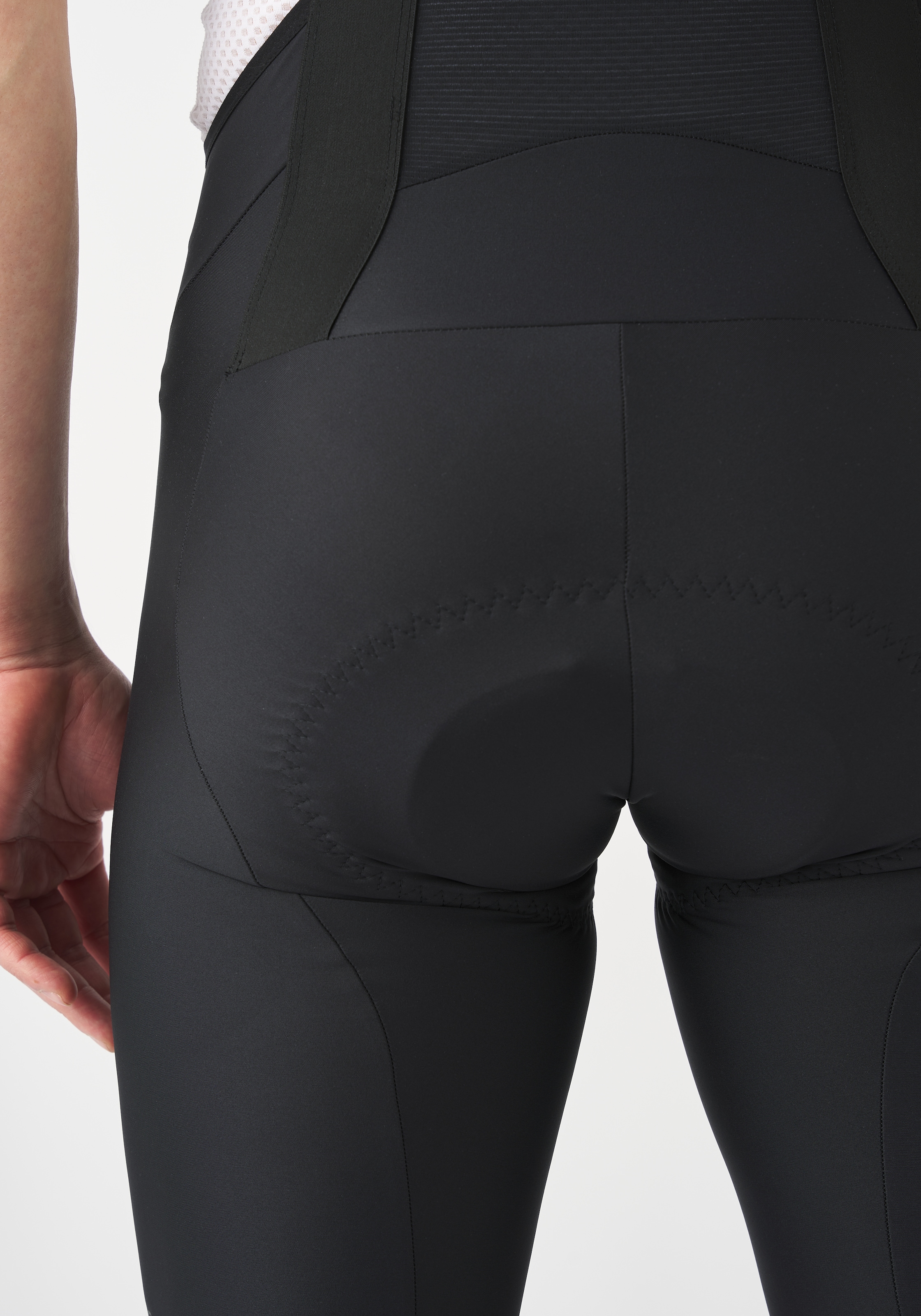 Gonso Fahrradhose »Ride Miles Bib Circle Long M«  Um 4cm verlängertes Bein mit Lasercut-Beinabschlüssen