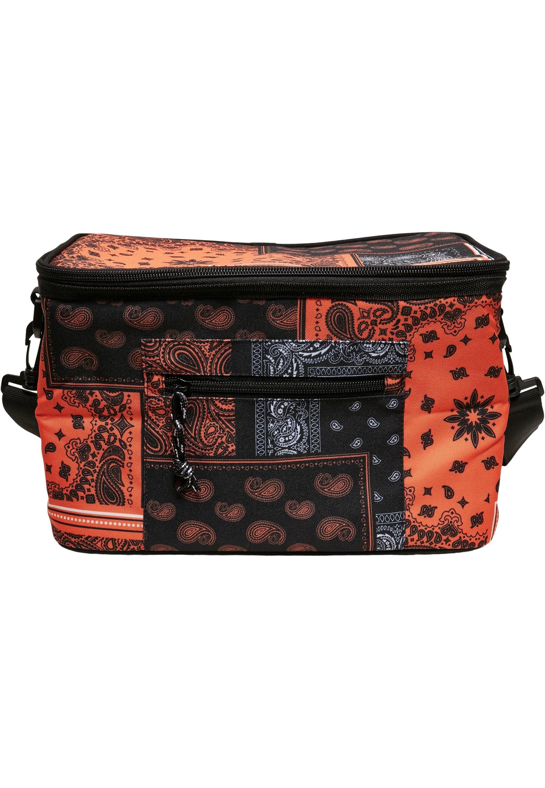 URBAN CLASSICS Schultertasche "Urban Classics Unisex Bandana Patchwork Print Cooling Bag", (1 tlg.)