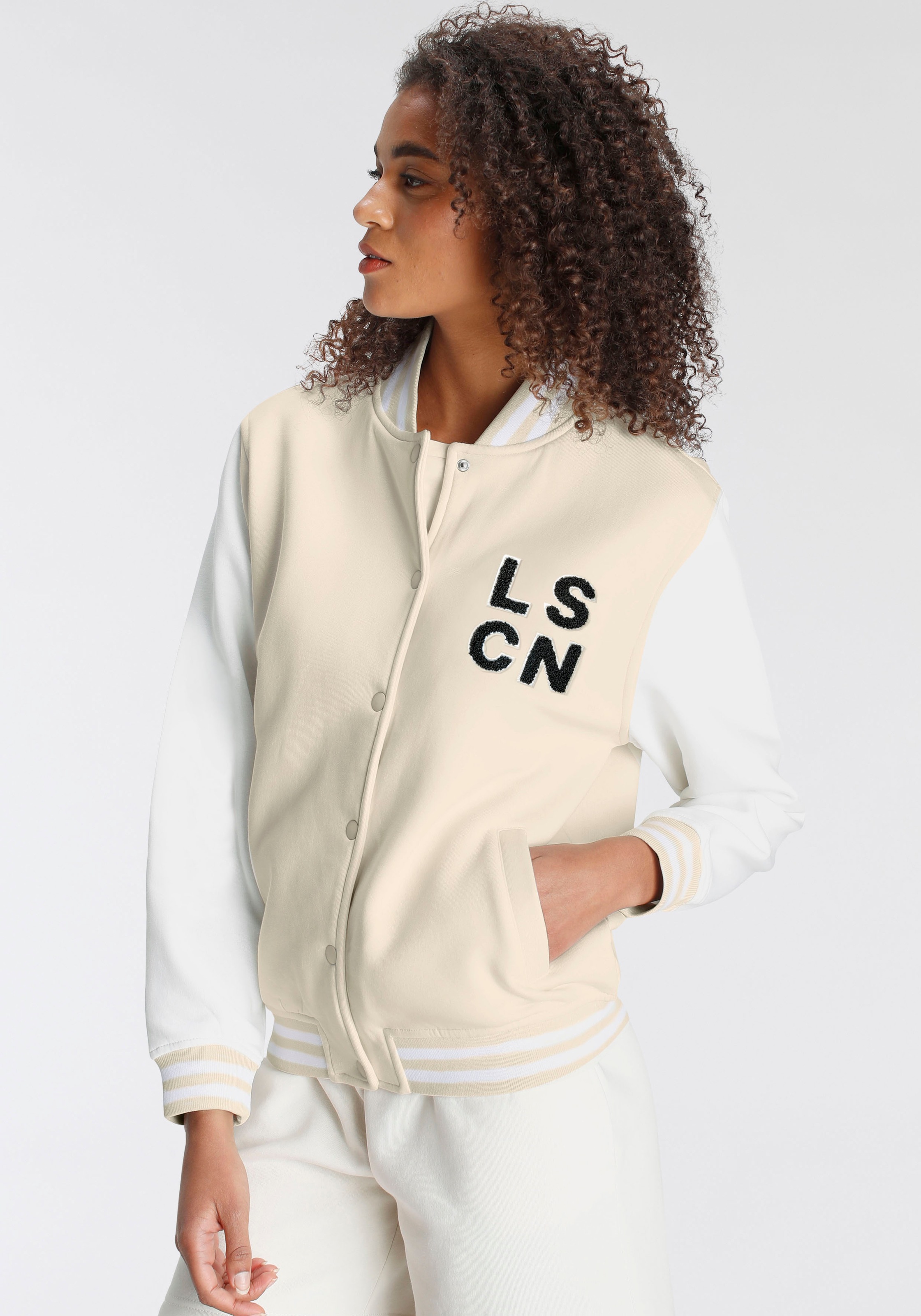 LSCN by LASCANA Sweatjacke im College Stil, Loungeanzug günstig online kaufen