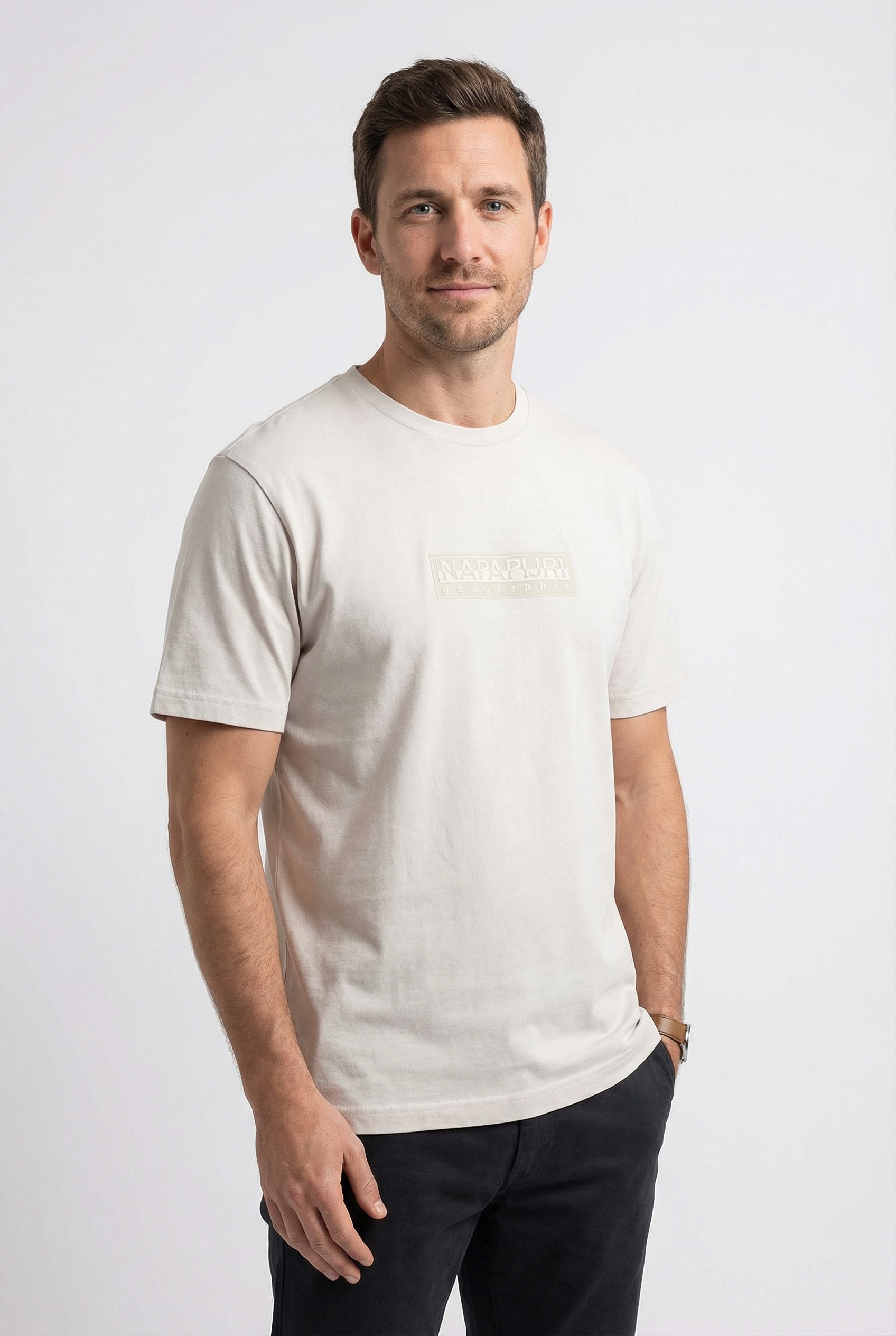 Napapijri T-Shirt "BOX LOGO" Kurzarmdesign, mit Rundhalsausschnitt, aus Baumwolle